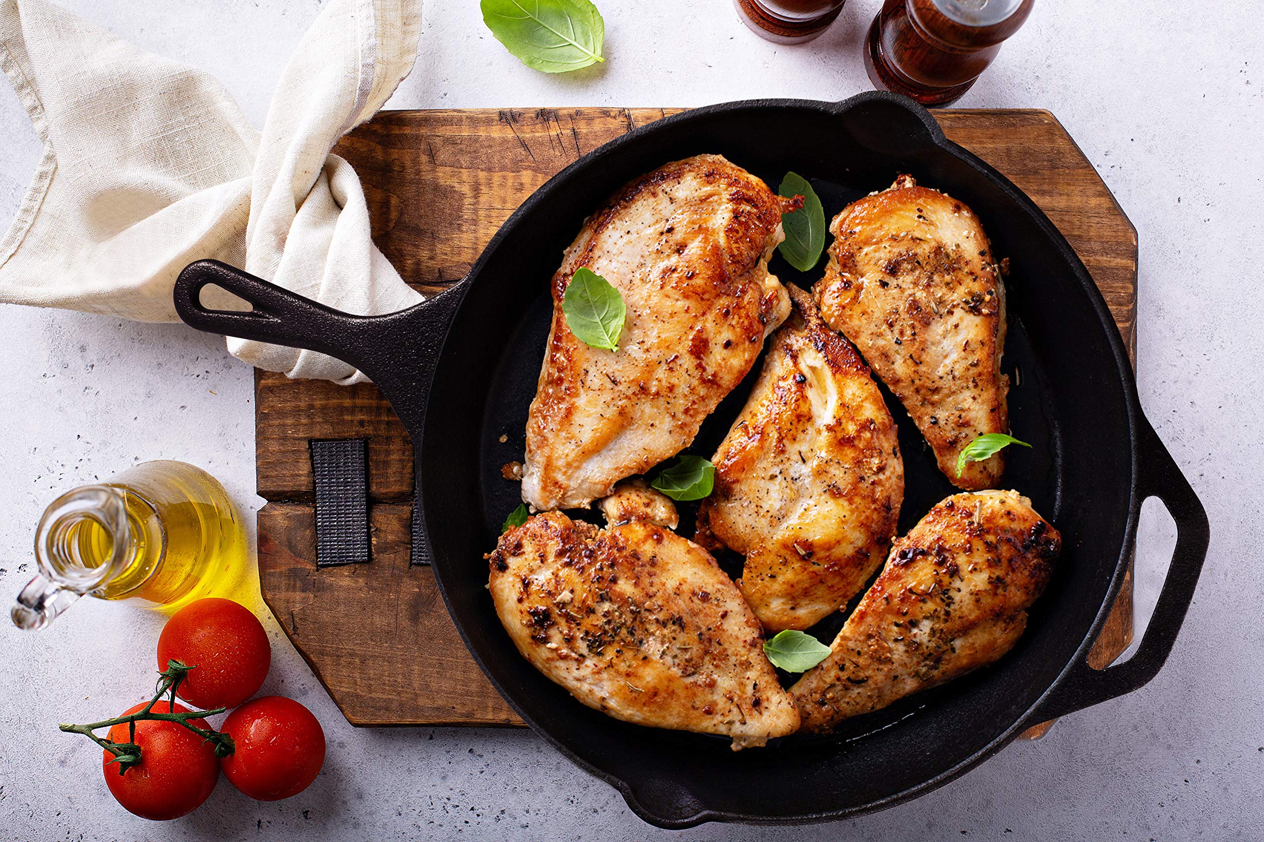 KICHLY 10.25 Inch Pre-Seasoned Cast Iron Skillet - Heavy Duty Frying Pan & Grill Cookware for Indoor/Outdoor Cooking - Perfect for Camping, BBQ & Stovetop Use