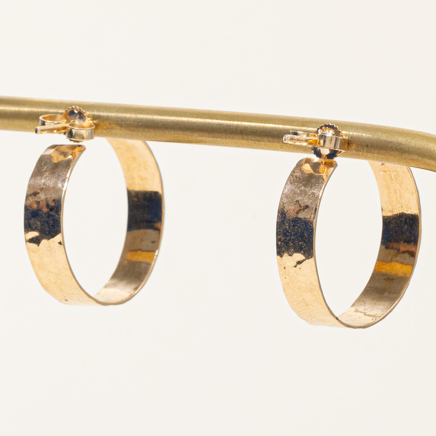 14K Yellow Gold Hammered Hoop Earrings for Women – Elegant Dainty Everyday Jewelry – Perfect for Gifts, Parties & Special Occasions