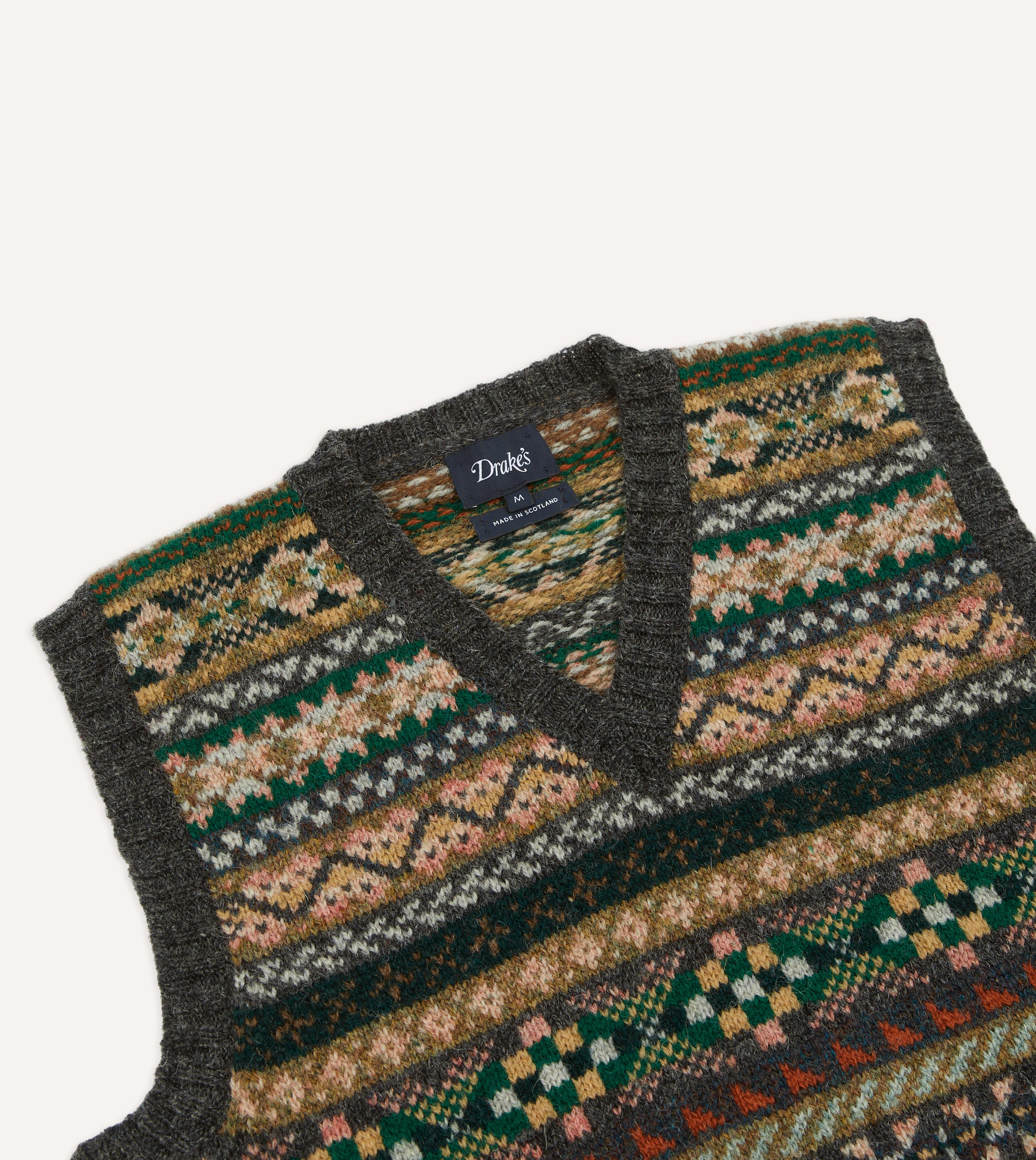 Grey Fair Isle Lambswool Sleeveless V-Neck Jumper for Women - Cozy Winter Pullover, Vintage Knit Sweater Vest for Layering, Office Wear & Casual Outfits