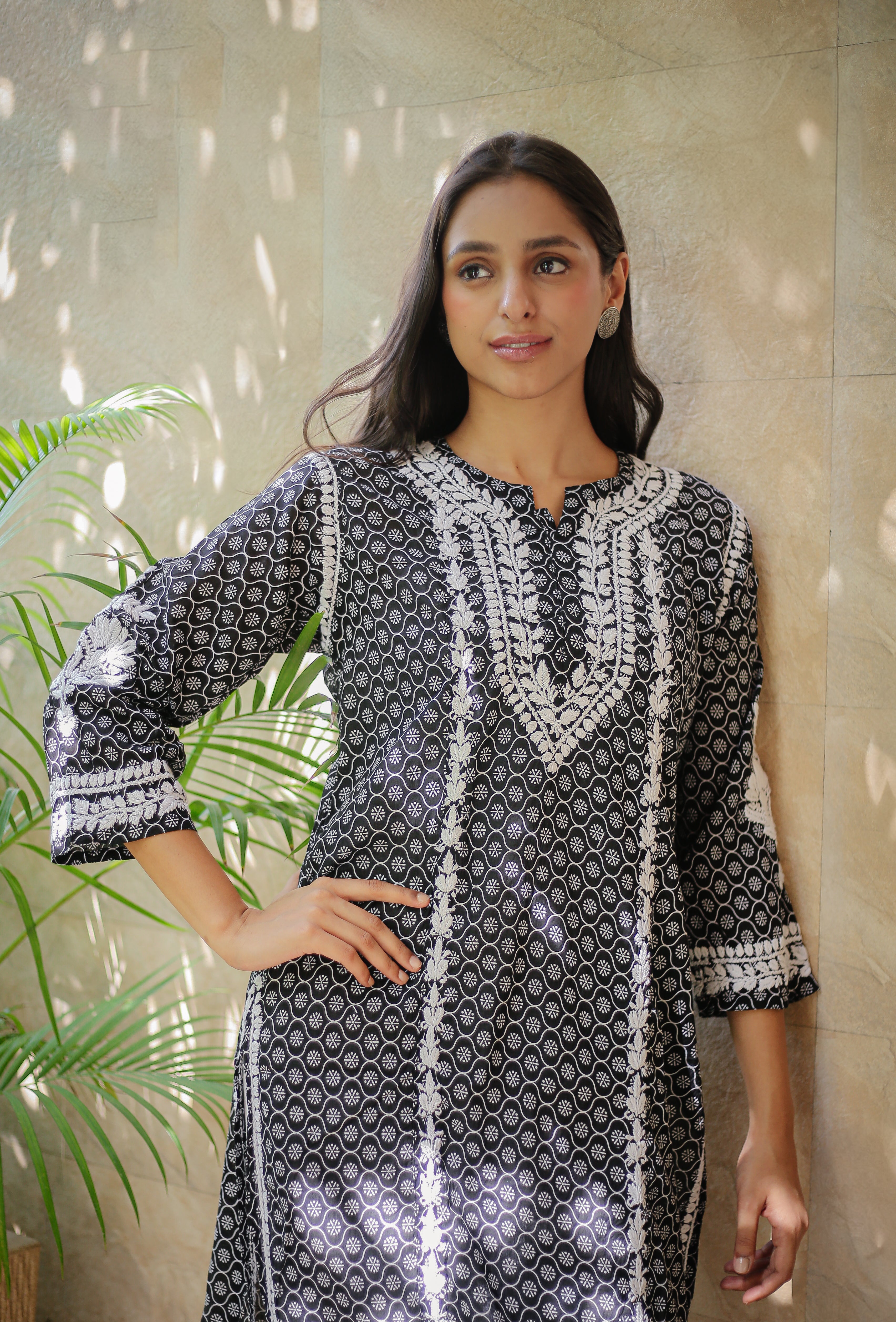 Elegant Saba Chikankari Kurta - Black Mul Cotton Embroidered Tunic with White Patterns | Perfect for Festivals, Weddings & Ethnic Occasions