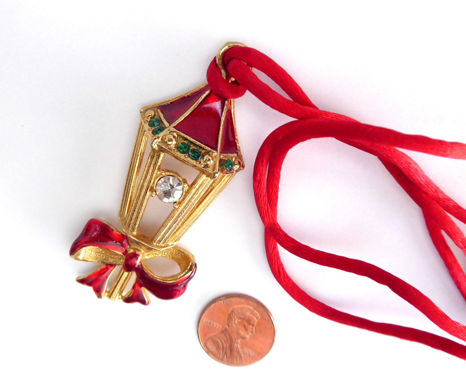 Vintage 1980s Gold Plated Rhinestone Lantern Necklace - Retro Christmas Holiday Jewelry for Women - Perfect for Holiday Parties, Gift Giving & Festive Occasions