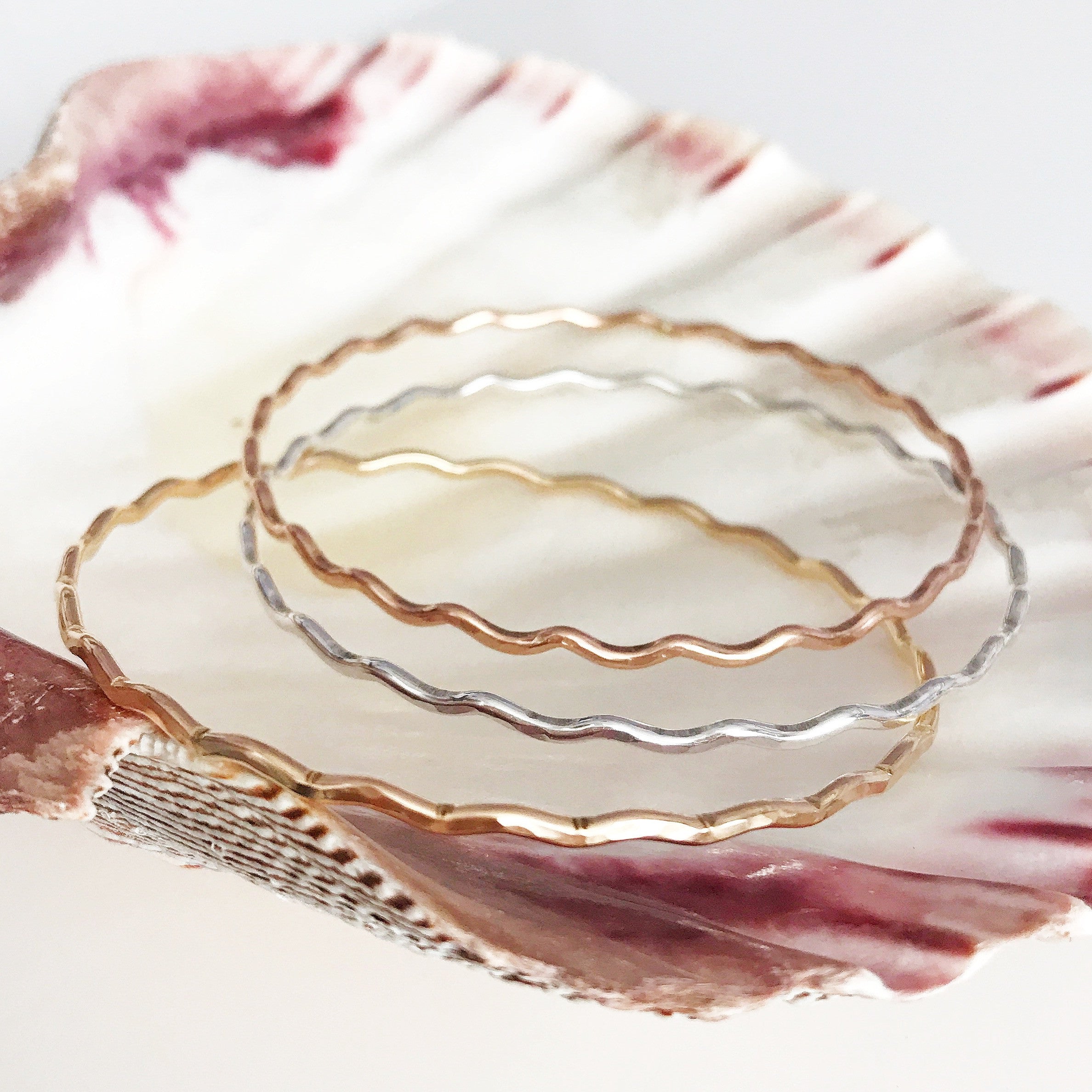 UNAHI Mixed Metal Bangles Set (B334) - Stylish Stackable Bracelets for Women, Perfect for Casual Wear, Parties & Gifts