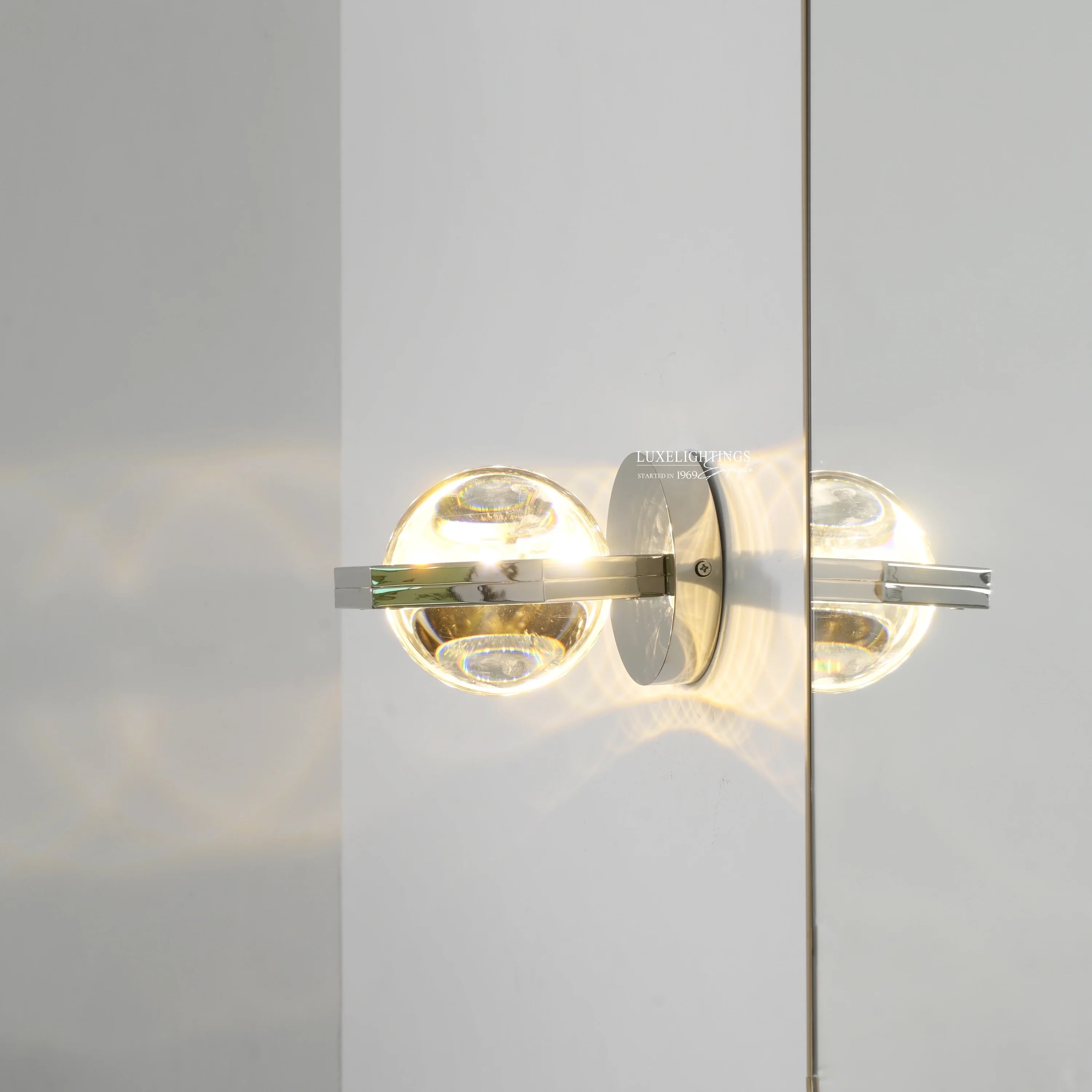 Besty Wall Sconce - Modern LED Wall Light Fixture with Adjustable Arms for Bedroom, Living Room, and Hallway Lighting | Energy Efficient & Easy Installation