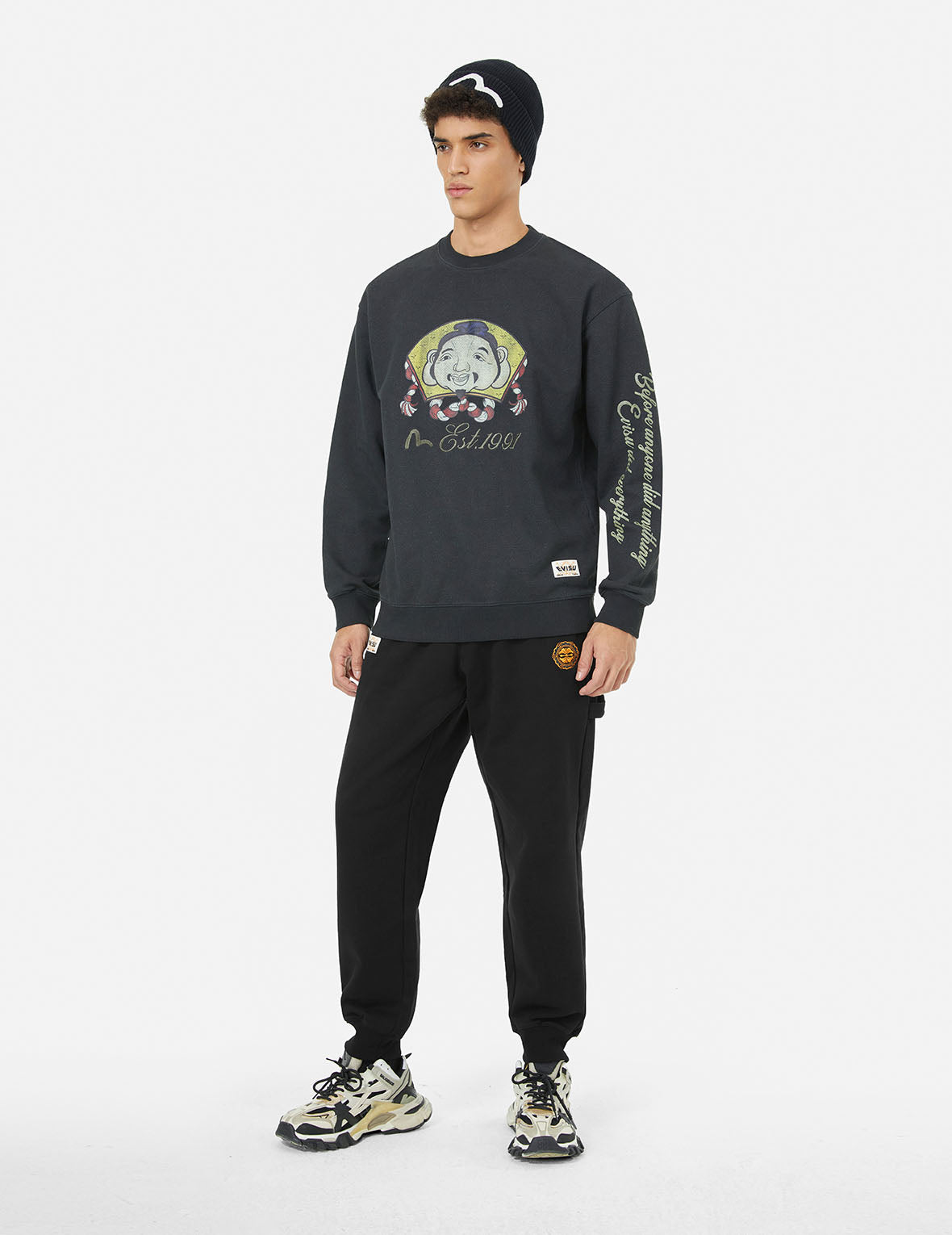 Traditional Japanese Hanafuda Kamon Embroidered Loose Fit Sweatpants - Comfortable Casual Pants for Men & Women - Perfect for Yoga, Lounge Wear and Street Fashion