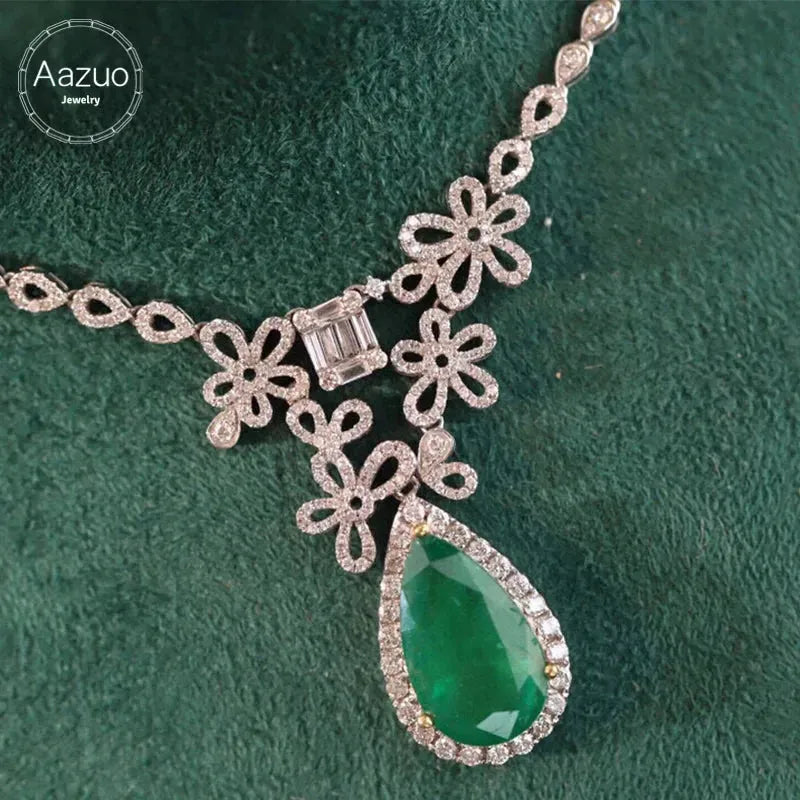 18K White Gold Natural Emerald & Diamond Floral Necklace for Women - Elegant Banquet Jewelry Gift - Perfect for Weddings, Galas & Special Occasions
