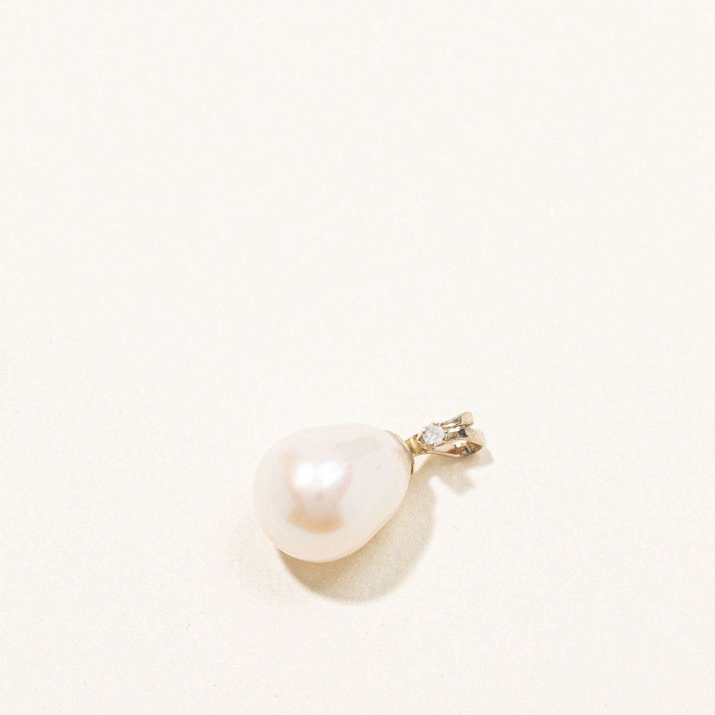 0.01ct Genuine Pearl & Diamond Drop Pendant Necklace - Elegant Jewelry for Women - Perfect for Weddings, Anniversaries & Special Occasions