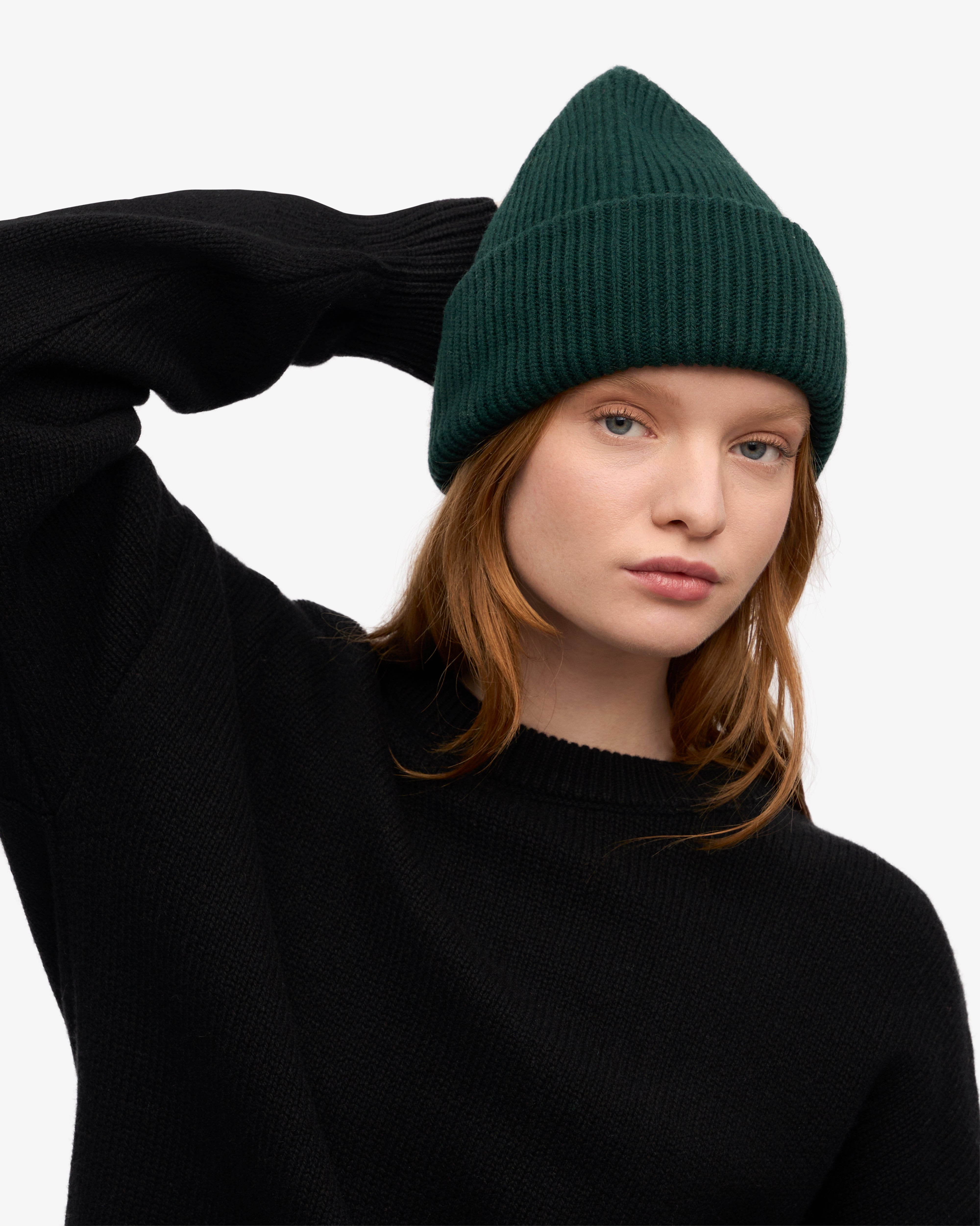 Premium Merino Wool Beanie Hat for Men & Women - Soft & Warm Winter Knit Cap in Emerald Green - Perfect for Skiing, Hiking & Outdoor Activities