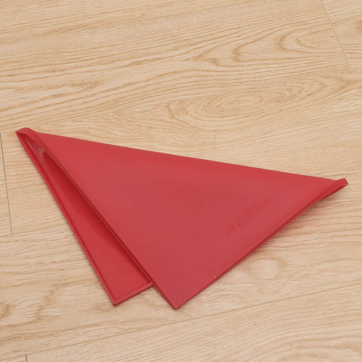 iplusmile Silicone Pet Feeding Mat - Non-Slip Dog & Cat Food Bowl Placemat for Mess-Free Meals - Perfect for Indoor/Outdoor Use, Travel, and Easy Cleaning