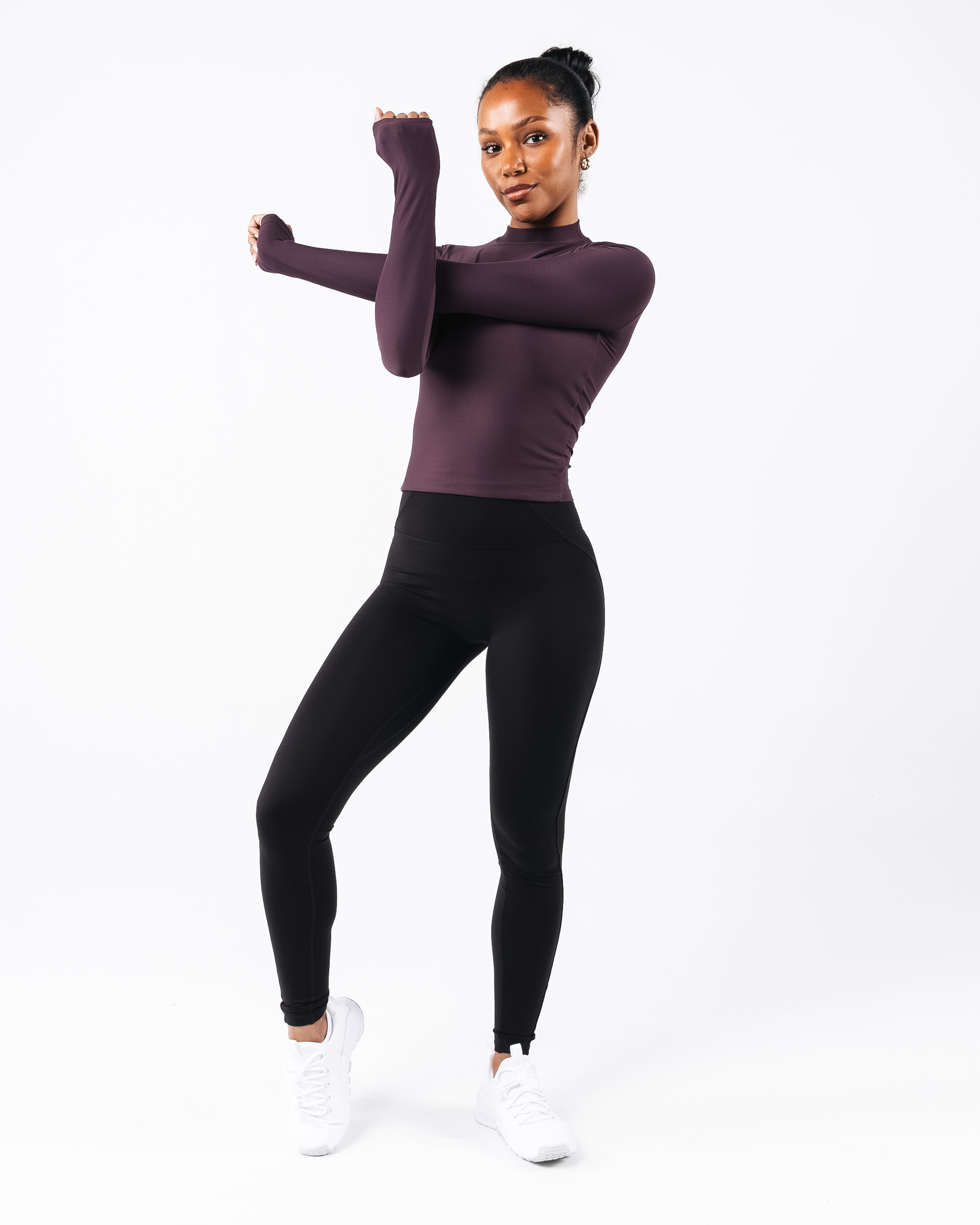 Black Garnet Basics Turtleneck Sweater - Women's Slim Fit Long Sleeve Pullover for Fall & Winter | Perfect for Office Wear, Casual Outfits and Layering