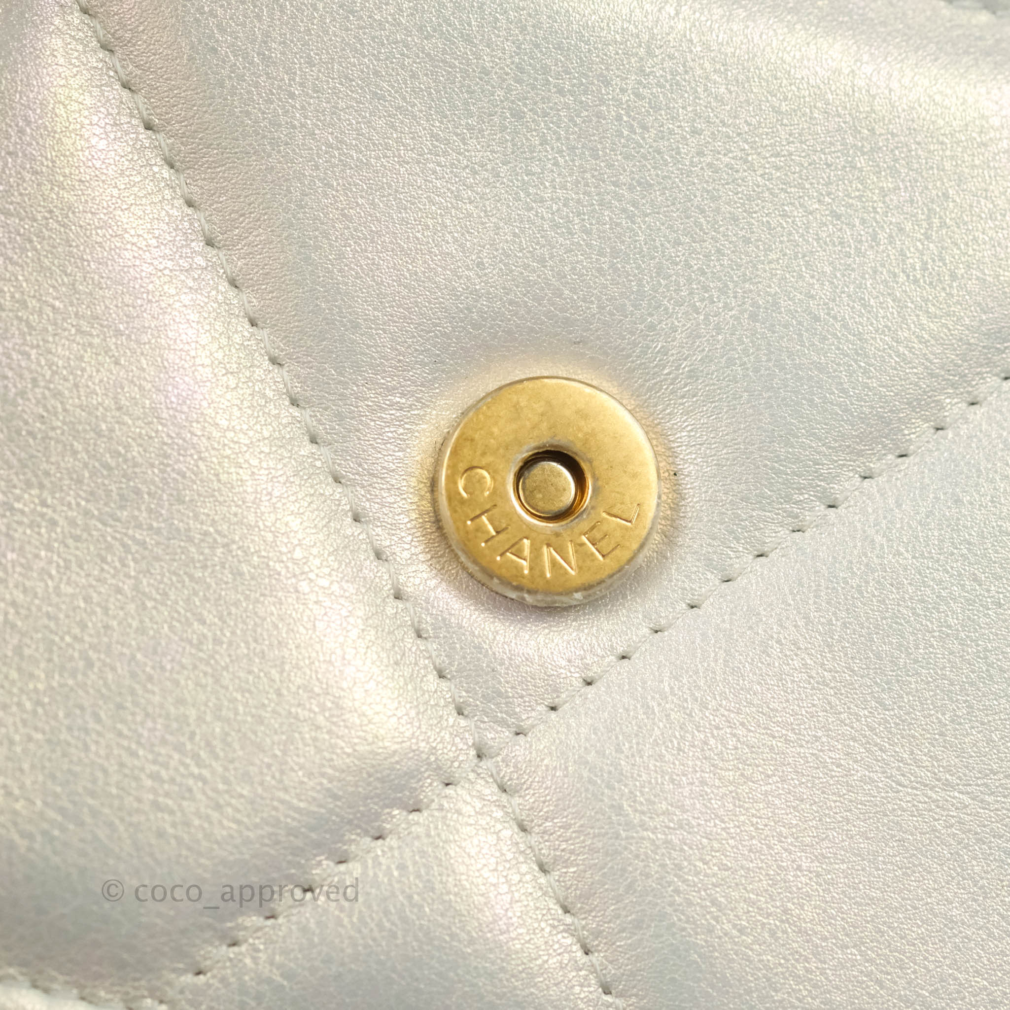 Chanel 19 Quilted Wallet on Chain WOC in Iridescent White with Mixed Hardware - Luxury Crossbody Bag for Women, Perfect for Evening Events & Daily Use