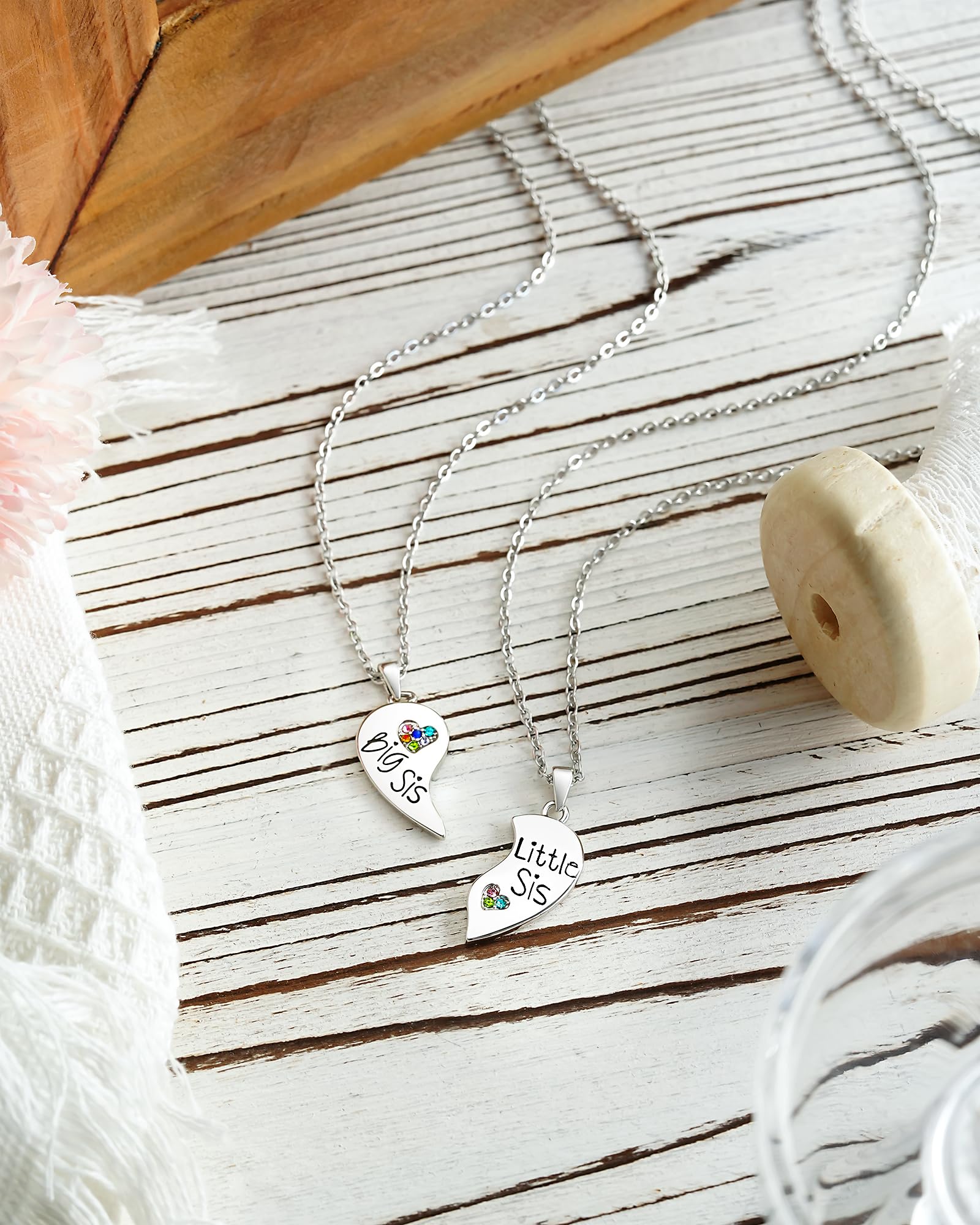 Best Friend Necklaces for Sisters - Matching BFF Jewelry Set for Women & Girls - Perfect Birthday Gift for Besties - Ideal for Anniversaries, Valentine's Day & Special Occasions