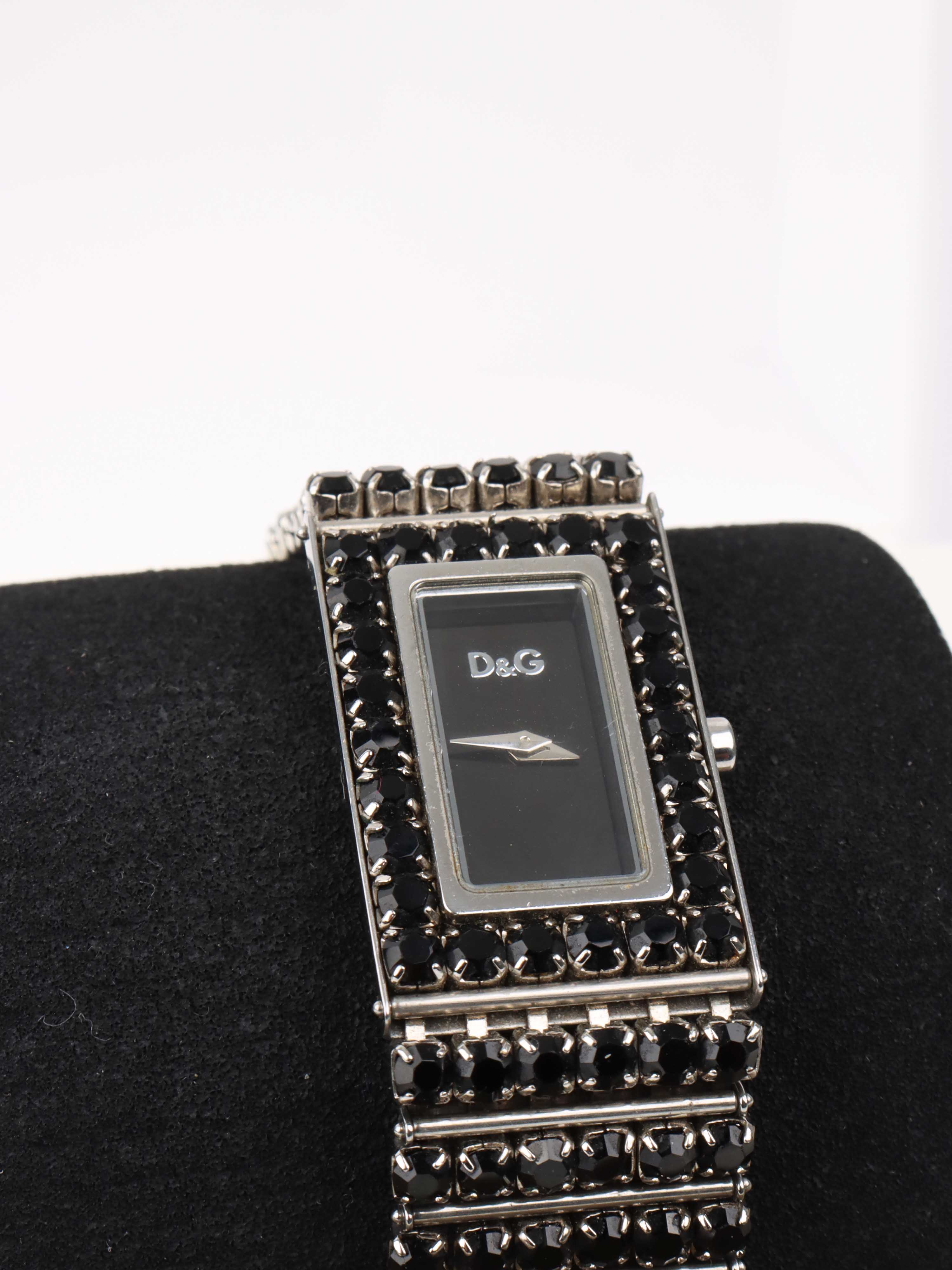 Dolce & Gabbana Black Leather Strap Dress Watch for Women - Elegant Luxury Timepiece for Business, Evening & Special Occasions