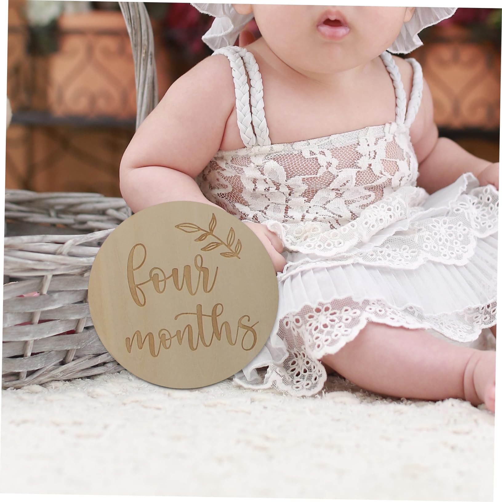 BIUDECO Wooden Baby Growth Tracker Set - Newborn Monthly Milestone Photo Cards for First Year - Perfect for Baby Showers, Nursery Decor & Monthly Photo Shoots
