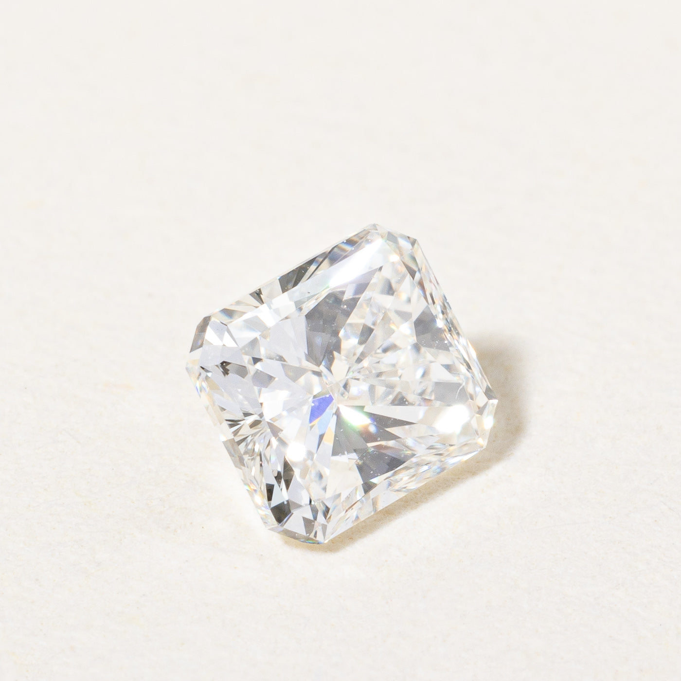 GIA Certified 0.50ct VS1 G Color Radiant Cut Loose Diamond for Engagement Rings & Fine Jewelry | Ideal for Bridal, Anniversary & Custom Jewelry Designs