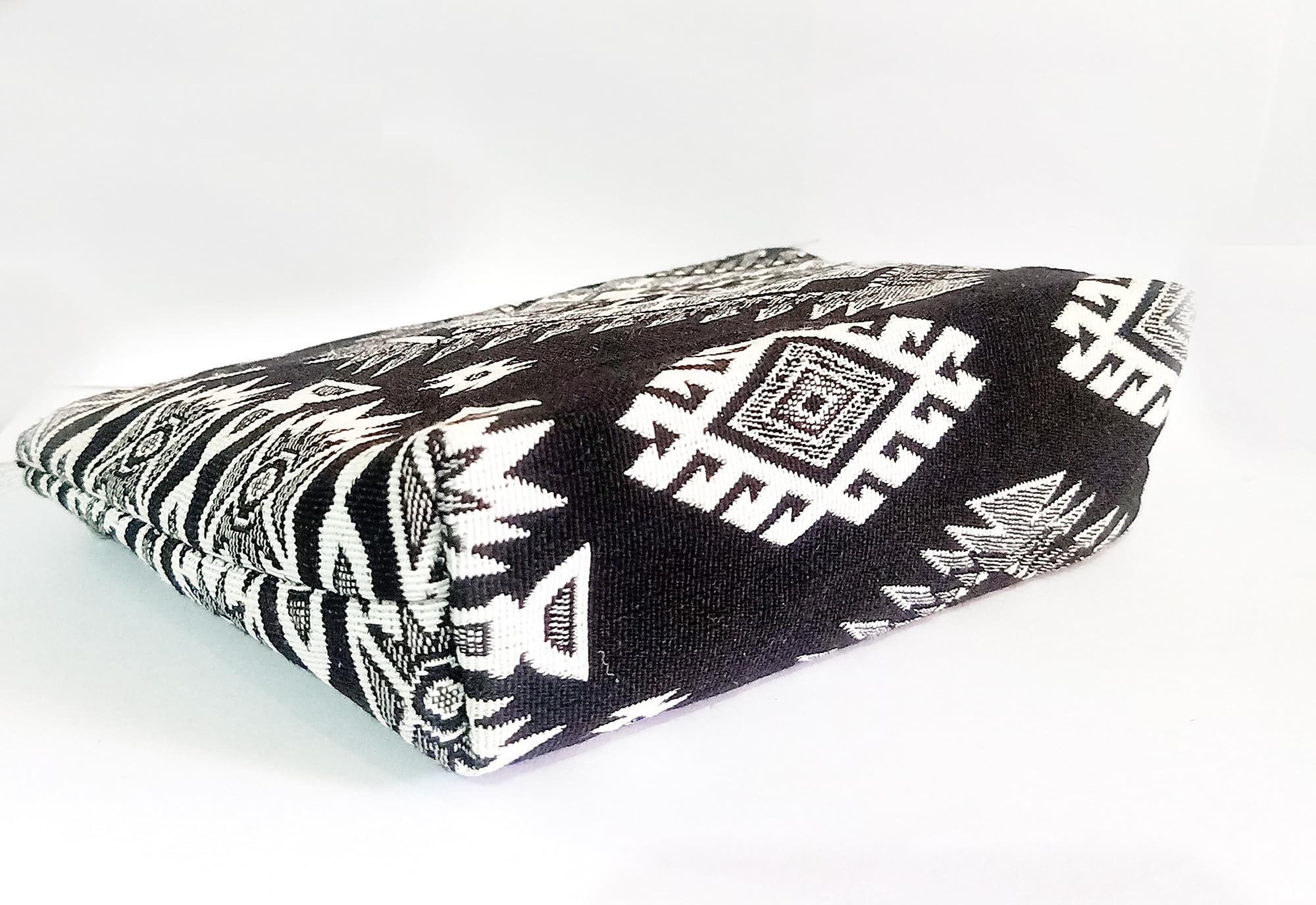 Kartbrink Women's Makeup Pouch - Waterproof Travel Cosmetic Bag Organizer with Mandala Design - Perfect for Toiletries, Makeup Brushes & Beauty Accessories - Ideal for Travel, Gym & Everyday Use