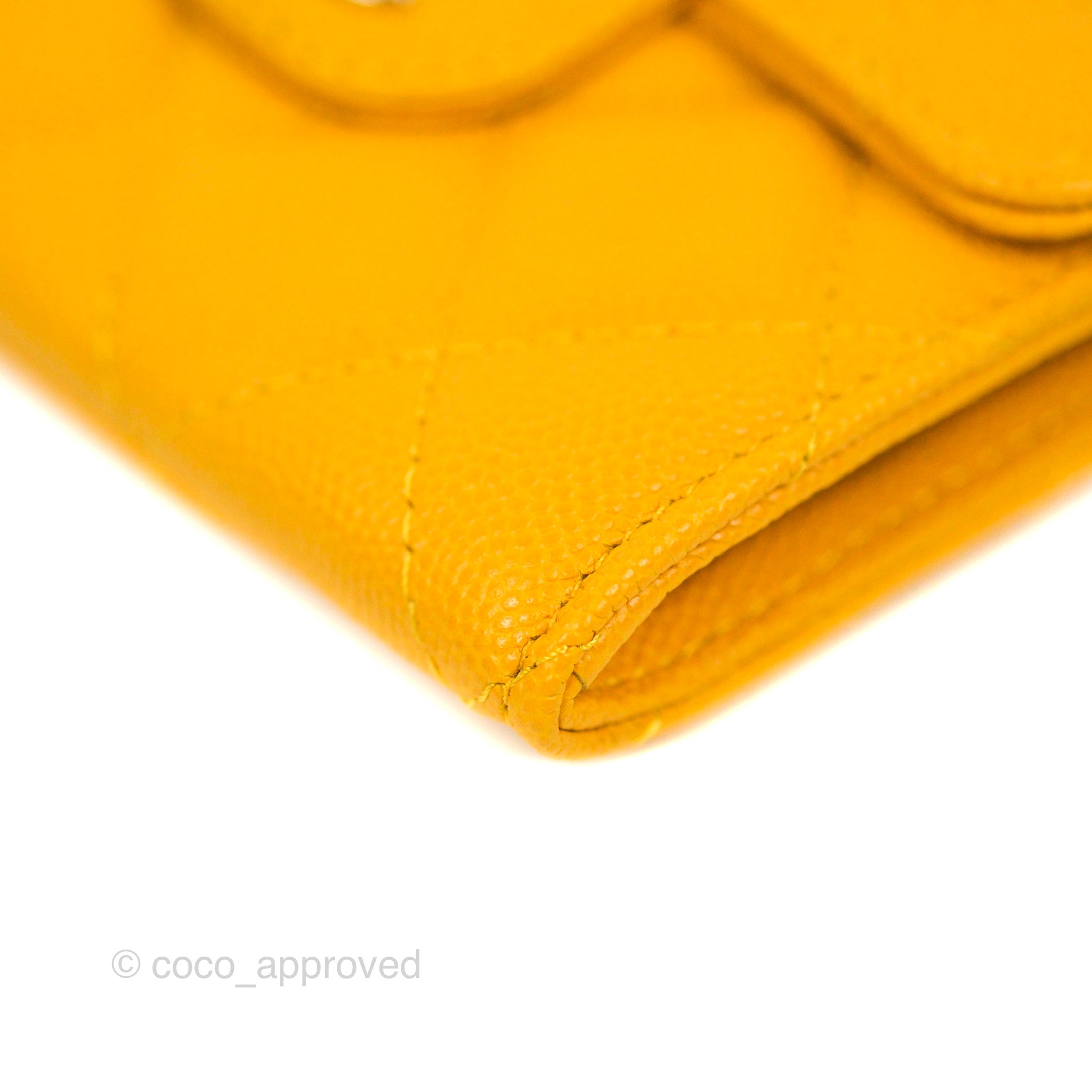 Chanel Classic Flap Coin Purse in Yellow Caviar Leather with Gold Hardware - Luxury Wallet for Women, Perfect for Parties & Everyday Use