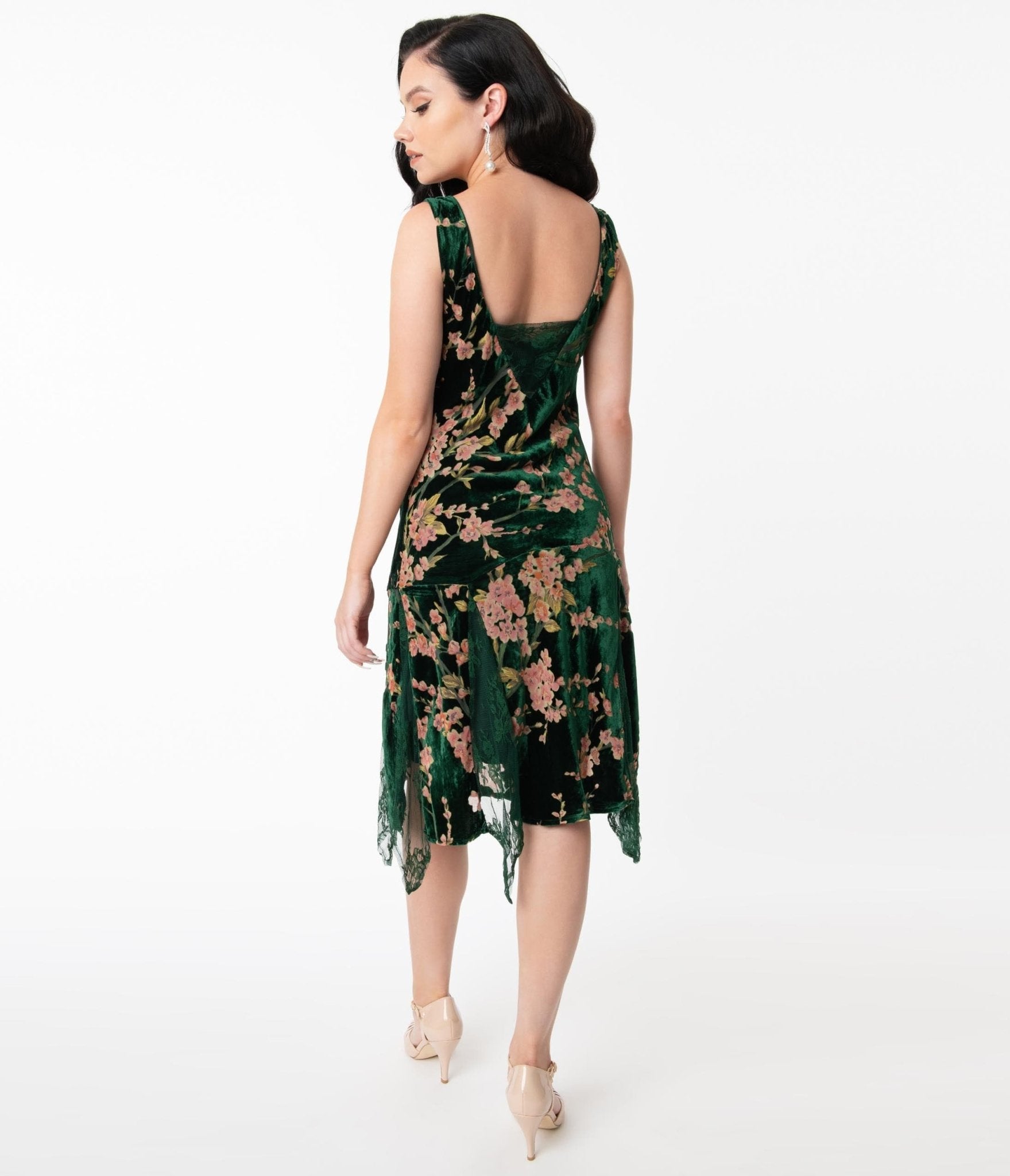 Vintage 1920s Emerald Green Velvet Flapper Dress with Floral Burnout - Gatsby Party, Roaring 20s Costume, Halloween Outfit, Themed Wedding Guest Dress