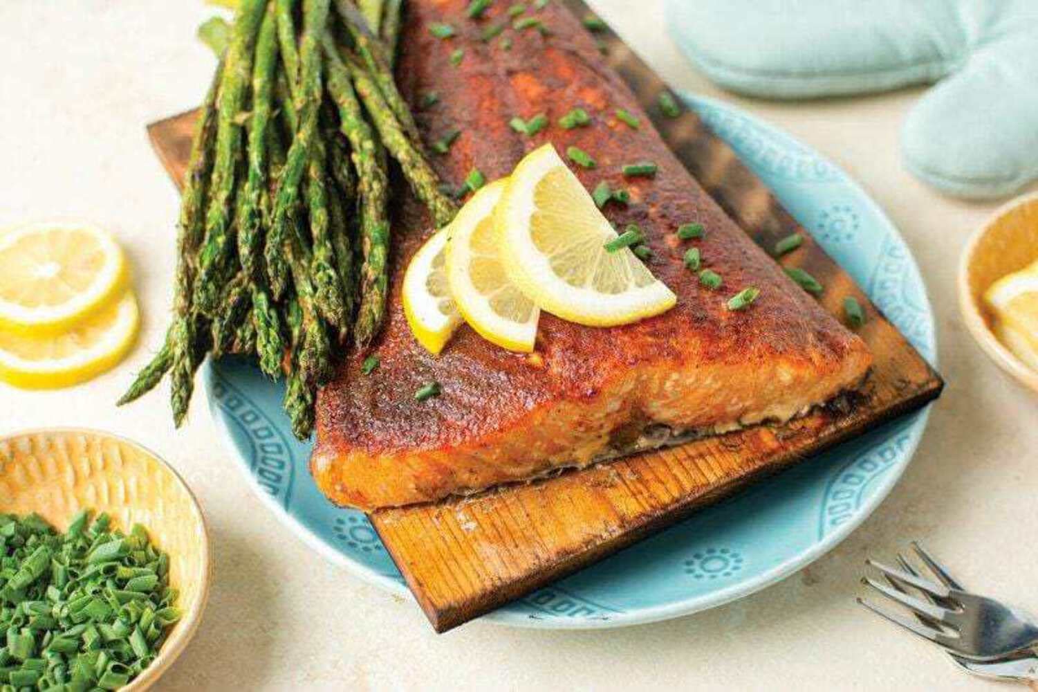 Premium Salmon Seasoning Rub - Savory Spice Pearl St. Plank Salmon BBQ Rub for Grilling & Cedar Plank Cooking | Gourmet Spice Blend for Salmon, Fish & Seafood (3.05 oz) - Perfect for Backyard BBQs, Camping Trips & Family Gatherings