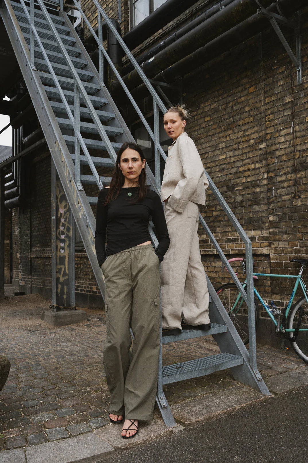 Versa Pants - Stylish & Comfortable Women's Casual Pants for Work, Travel & Everyday Wear | Puff and Pencil Design