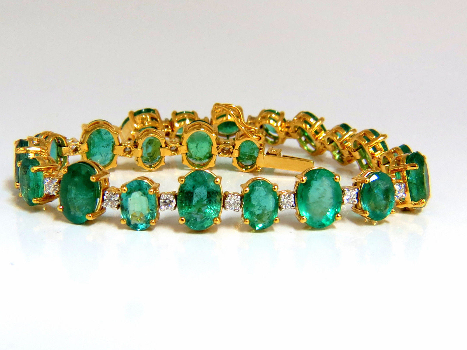 22.86ct Natural Bright Green Emerald & Diamond Tennis Bracelet in 14K Gold - Perfect for Weddings, Parties & Special Occasions