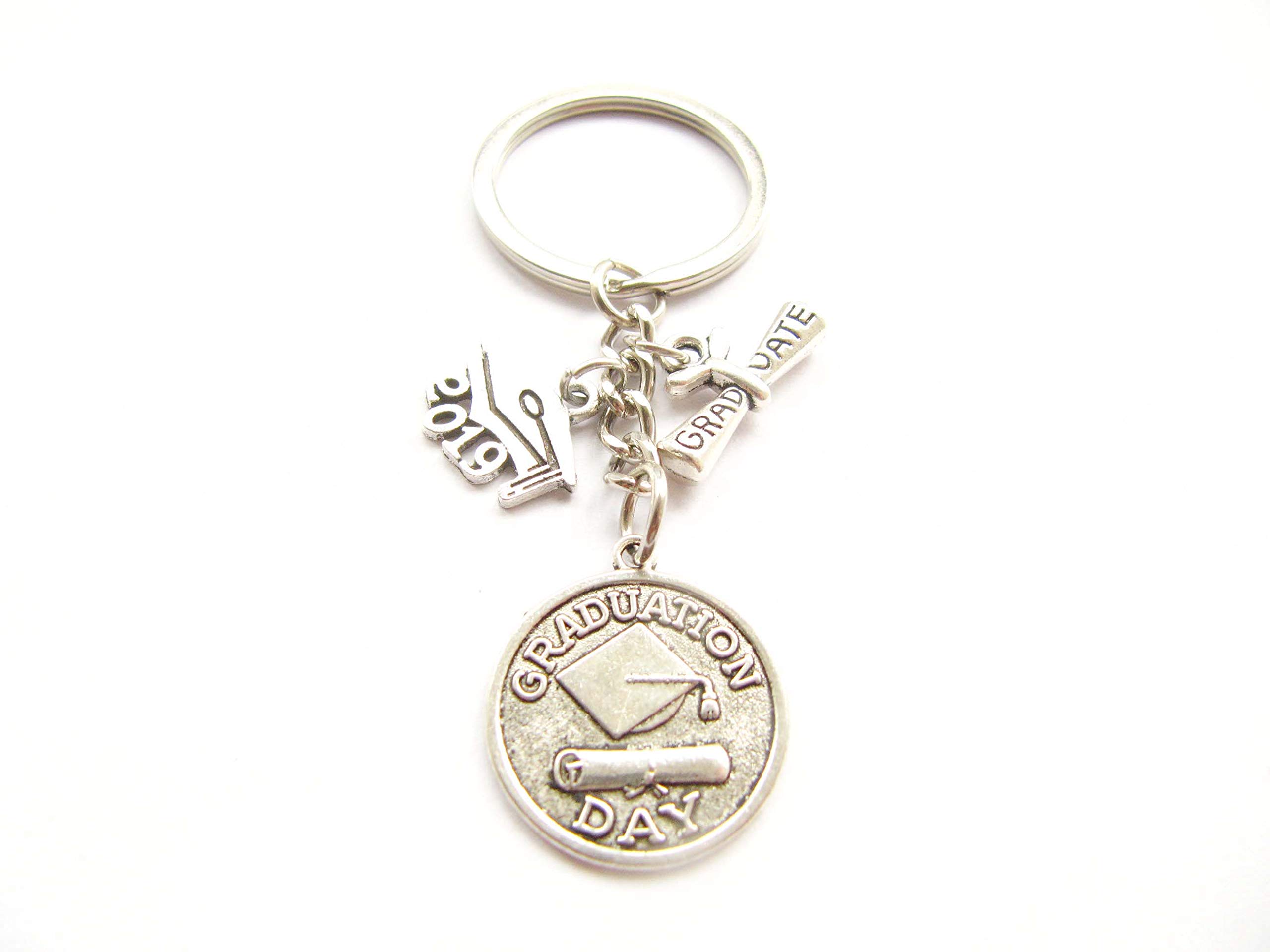 Graduation Keychain Gift for Men & Women - Commemorative Diploma & Cap Keyring - Perfect for Graduation Ceremony, Party Favors, and Class of 2019 Souvenirs