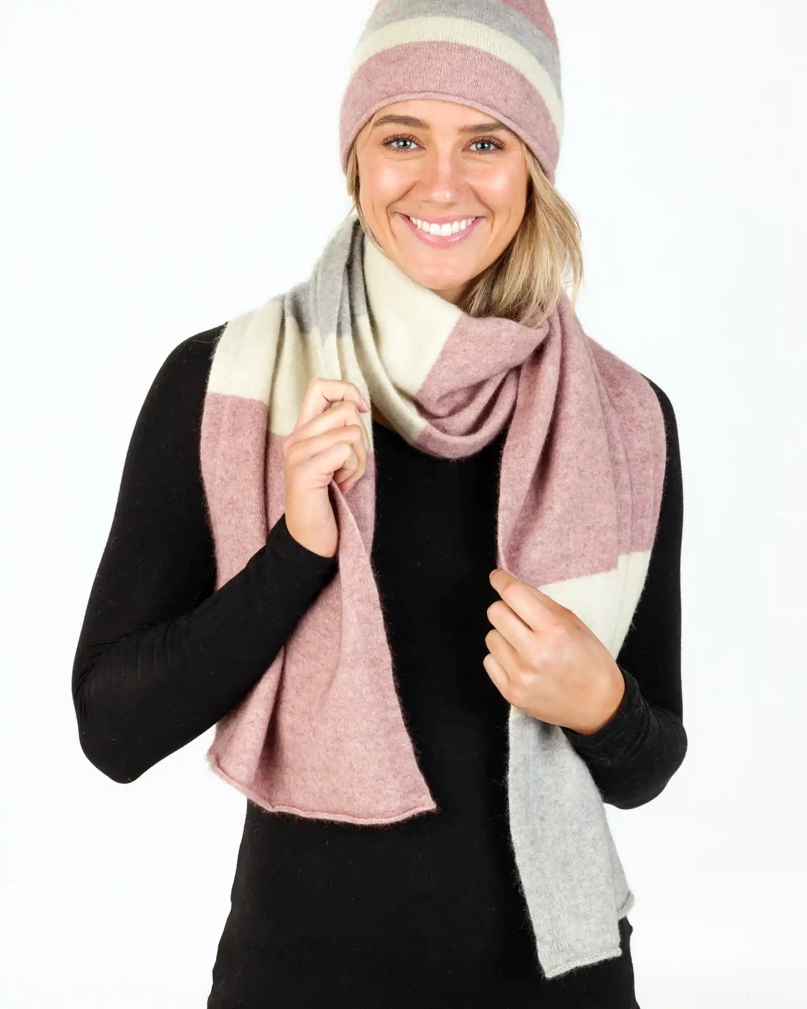 Lily Stripe Travel Scarf NX824 - Lightweight Fashion Shawl for Women, Perfect for Airplane, Beach & Outdoor Adventures