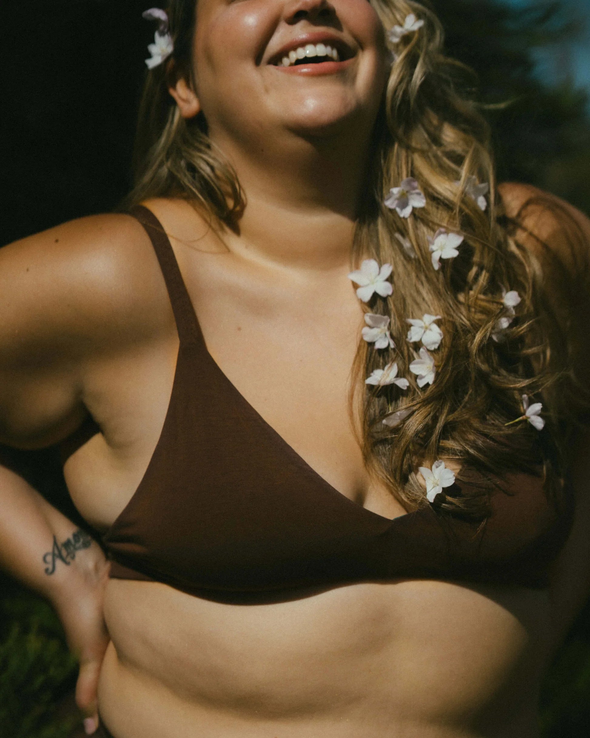 Huha Mineral Triangle Bra - Wireless Comfort, Adjustable Straps, Soft Fabric - Perfect for Yoga, Workouts & Everyday Wear