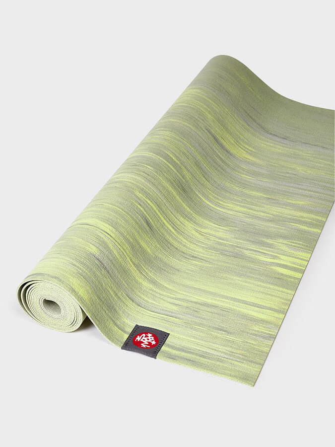 Manduka eKO SuperLite Travel Yoga Mat 1.5mm - Eco-Friendly & Lightweight for Yoga, Pilates & Travel - Perfect for Home, Studio & Outdoor Workouts