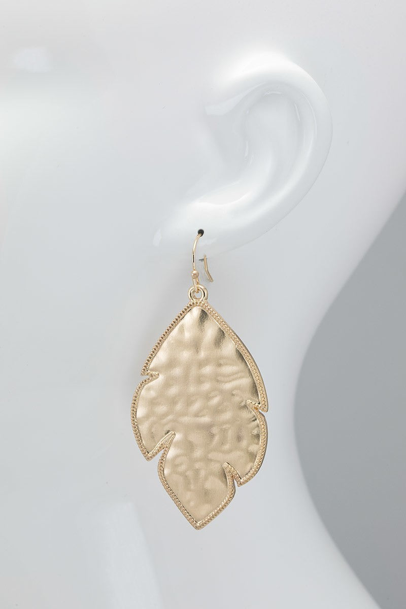 FME206 Silver Jewelry for Women - Elegant Sterling Silver Necklace, Perfect for Gifts, Parties & Everyday Wear