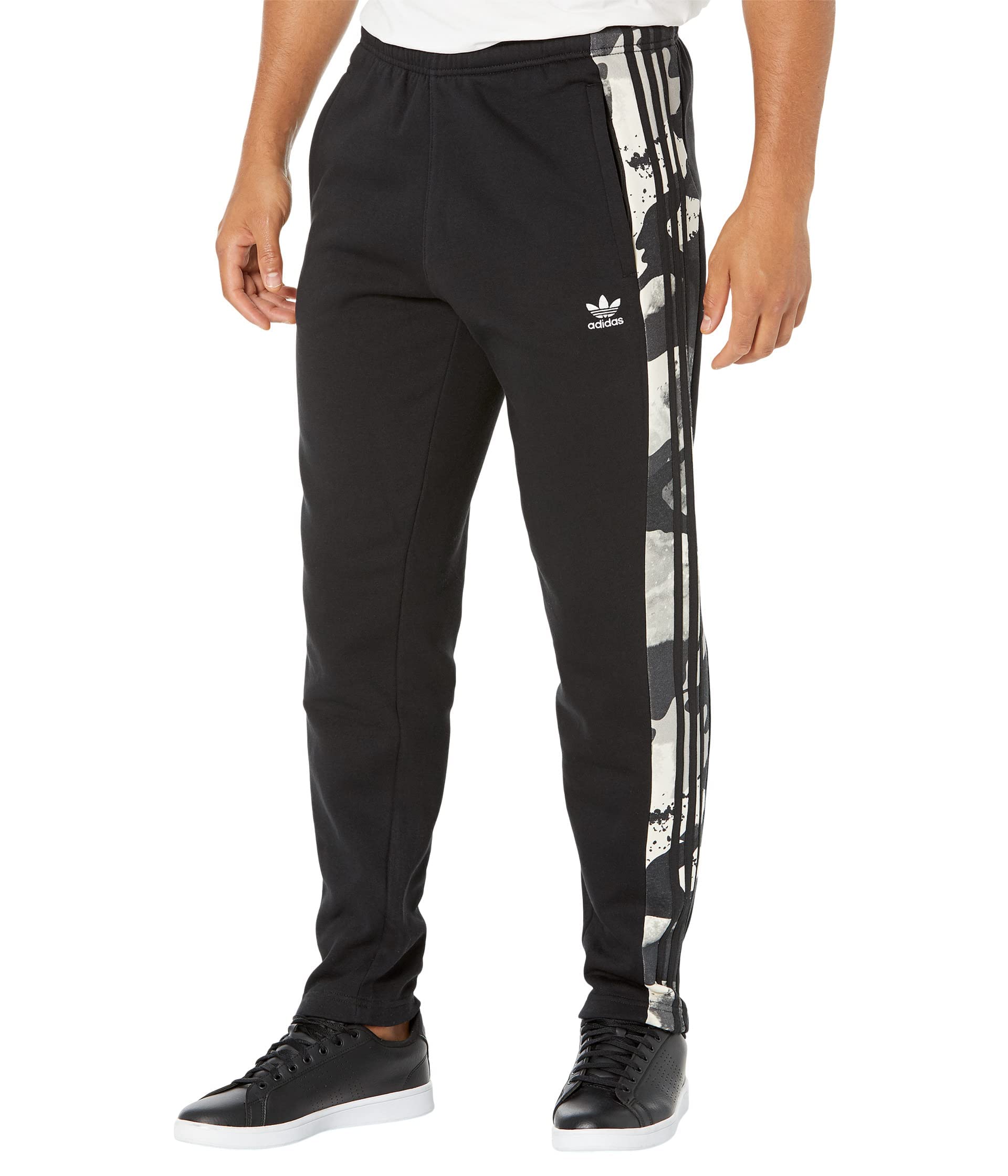 Adidas Originals Camo Sweatpants for Men - Black/Chalk White, Size Small (32) | Comfortable Joggers for Casual Wear, Gym & Street Style