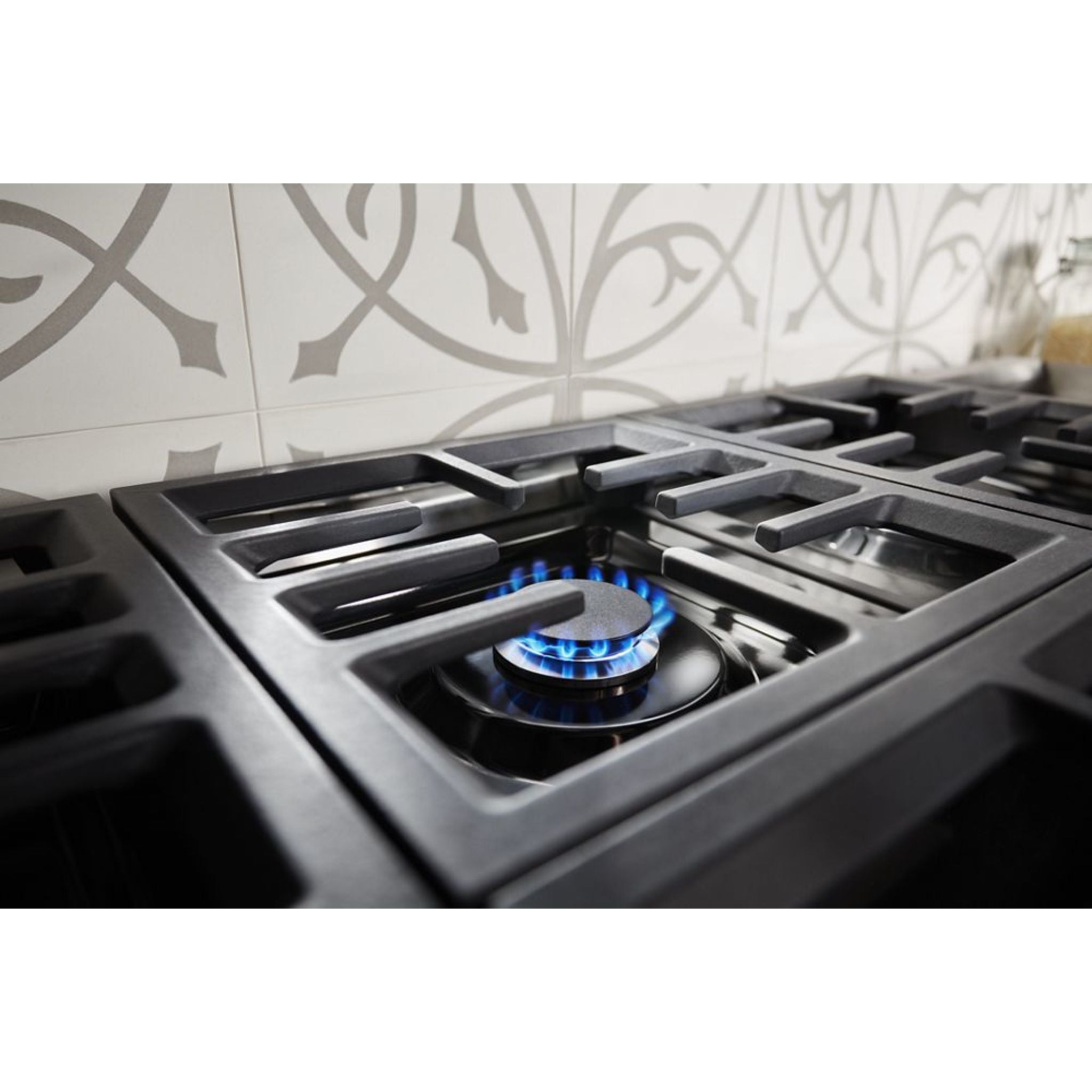 KitchenAid 48 Inch 5 Burner Gas Cooktop with Continuous Grates - Stainless Steel (KCGC558JSS) | Perfect for Home Chefs & Modern Kitchens