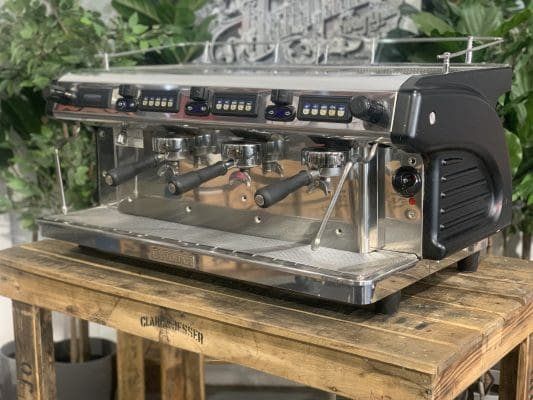 Expobar Ruggero 3 Group Commercial Espresso Machine - Black - Perfect for Coffee Shops, Restaurants & Offices