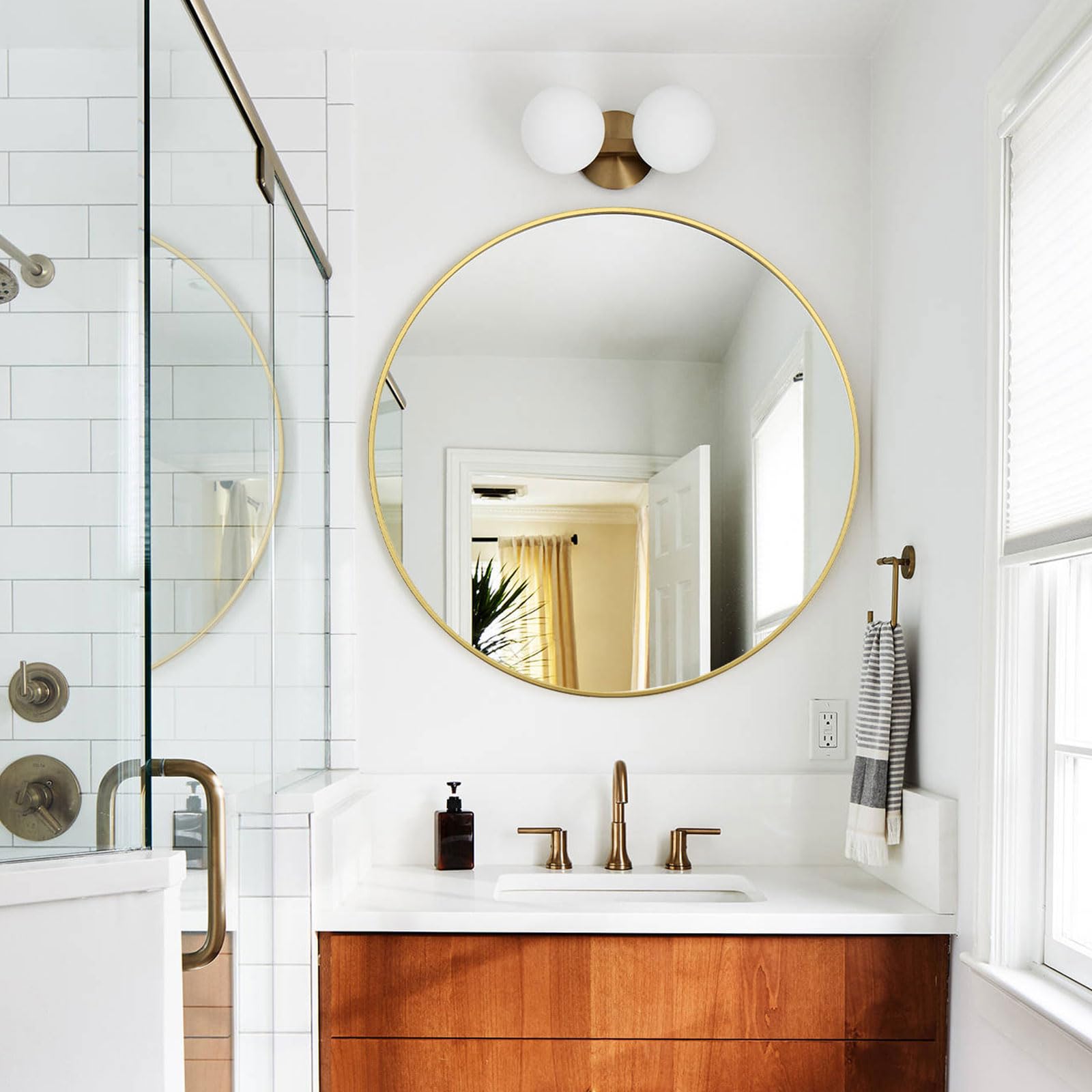 42 Inch Large Round Wall Mirror - HD Gold Circle Mirror for Home Decor, Modern Metal Frame Circular Vanity Mirror - Perfect for Bathroom, Entryway, Hallway & Over Sink - Easy to Install & Stylish Accent Piece