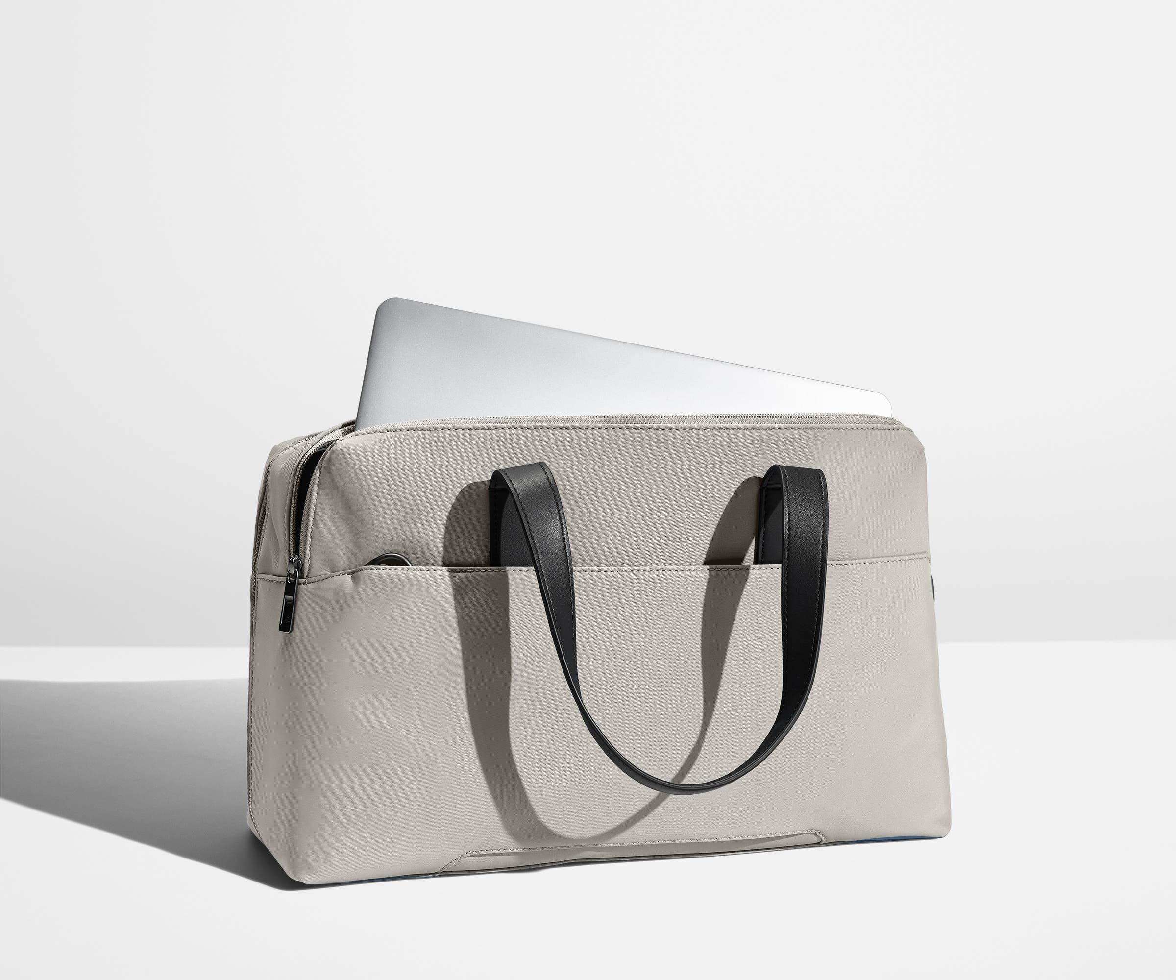 The Everywhere Bag in Cloud Gray - Stylish & Durable Crossbody Purse for Women - Perfect for Travel, Work & Everyday Use