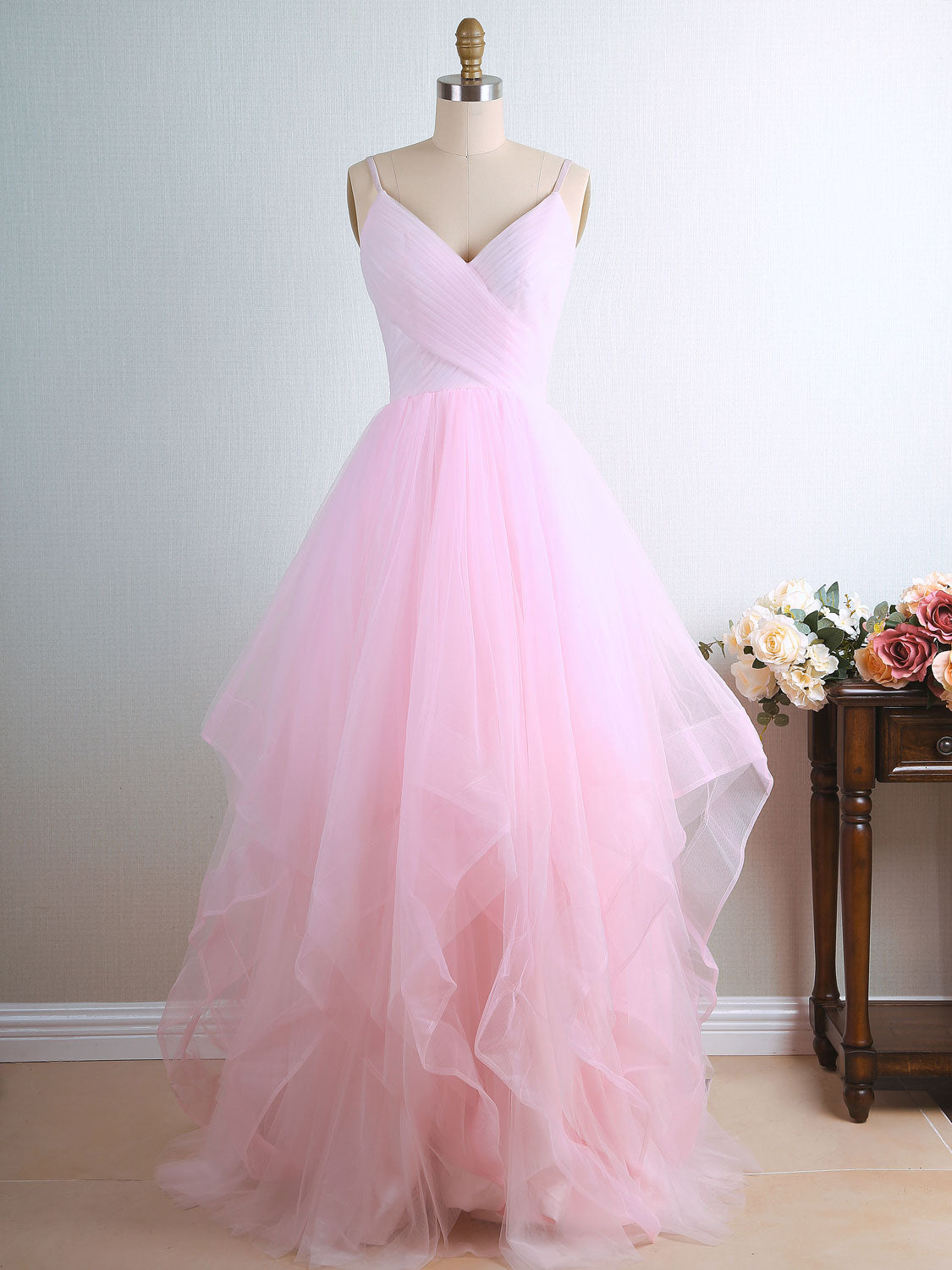 Elegant Pink Tulle Long Prom Dress & Formal Graduation Gown - Perfect for Homecoming, Quinceañera, and Special Occasions