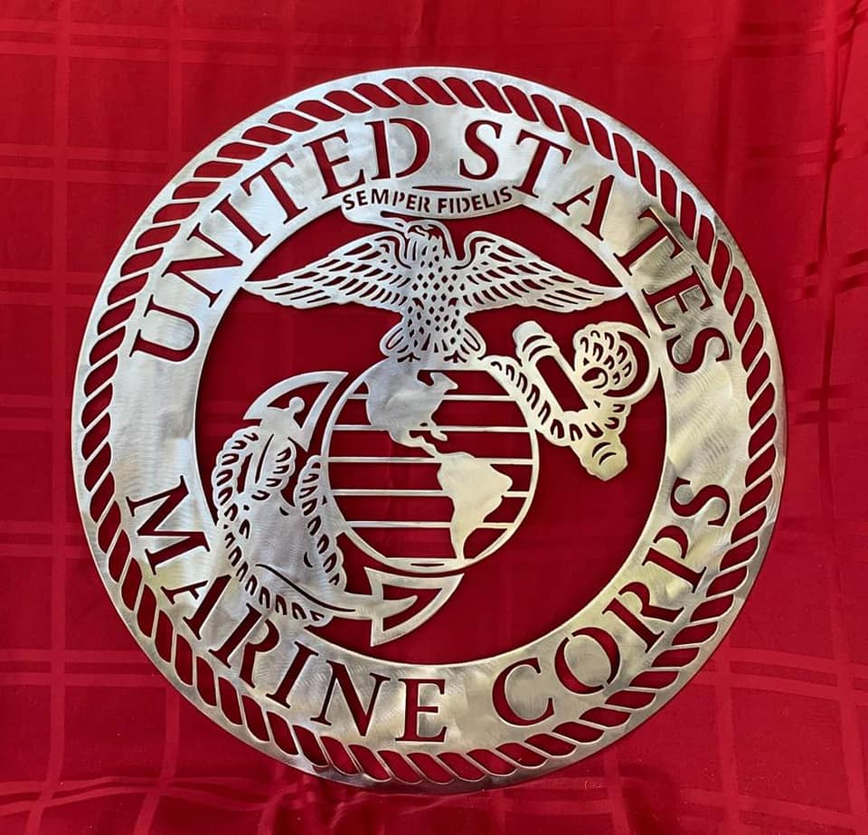US Military Crest Home Decor - Patriotic Wall Art for Living Room, Office & Man Cave - Perfect for Veterans Day & Military Gifts