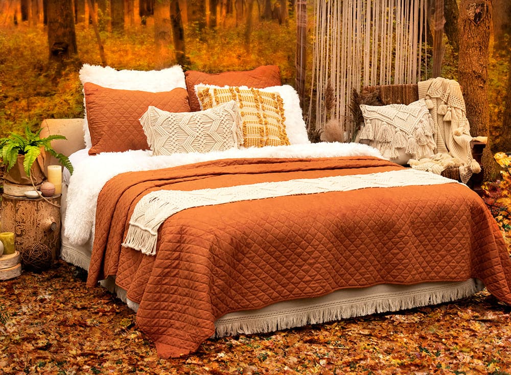Emma Faux Fur Comforter Set - Soft & Luxurious Bedding Collection for Winter - Queen/King Size - Perfect for Cozy Bedrooms, Guest Rooms & Winter Home Decor