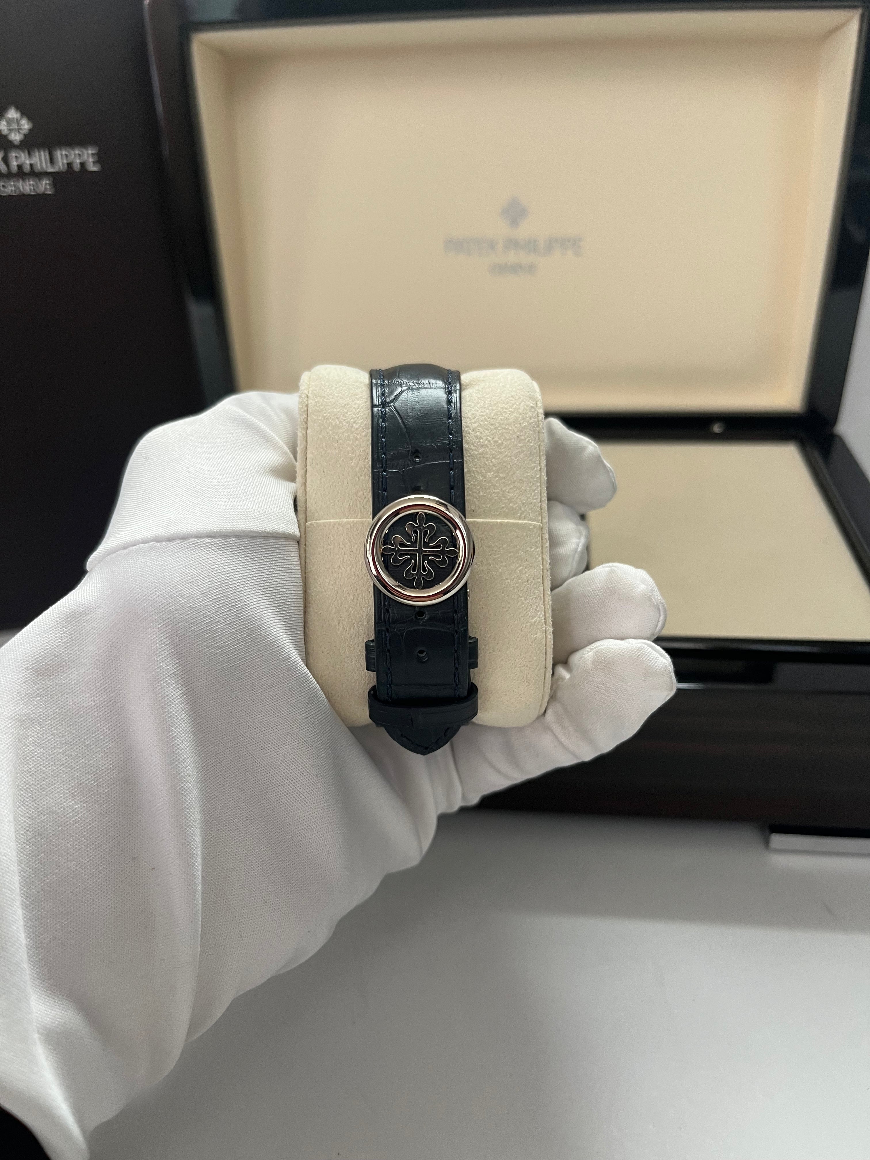 Patek Philippe World Time Chronograph Watch - 18K White Gold Case, Blue Dial, Ref#5930G-010 | Luxury Men's Watch for Business & Formal Occasions