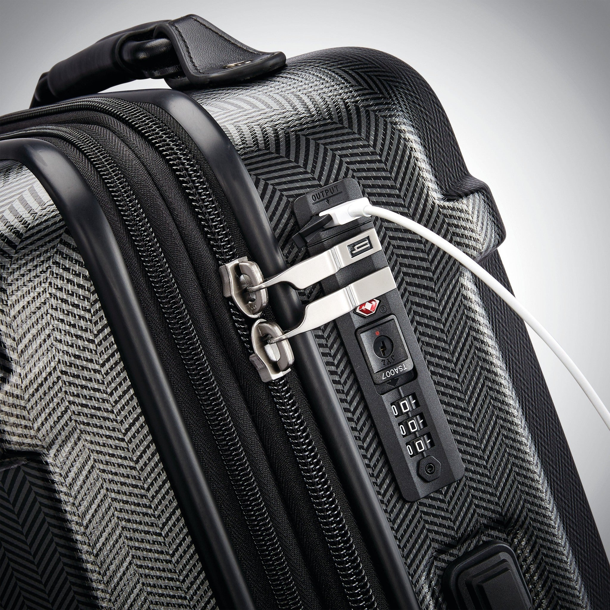 Hartmann Century Deluxe Carry On Luggage - Premium Lightweight Spinner Suitcase for Travel & Business - TSA Lock & Durable Polycarbonate Shell - Perfect for Airplane Cabin & Weekend Getaways