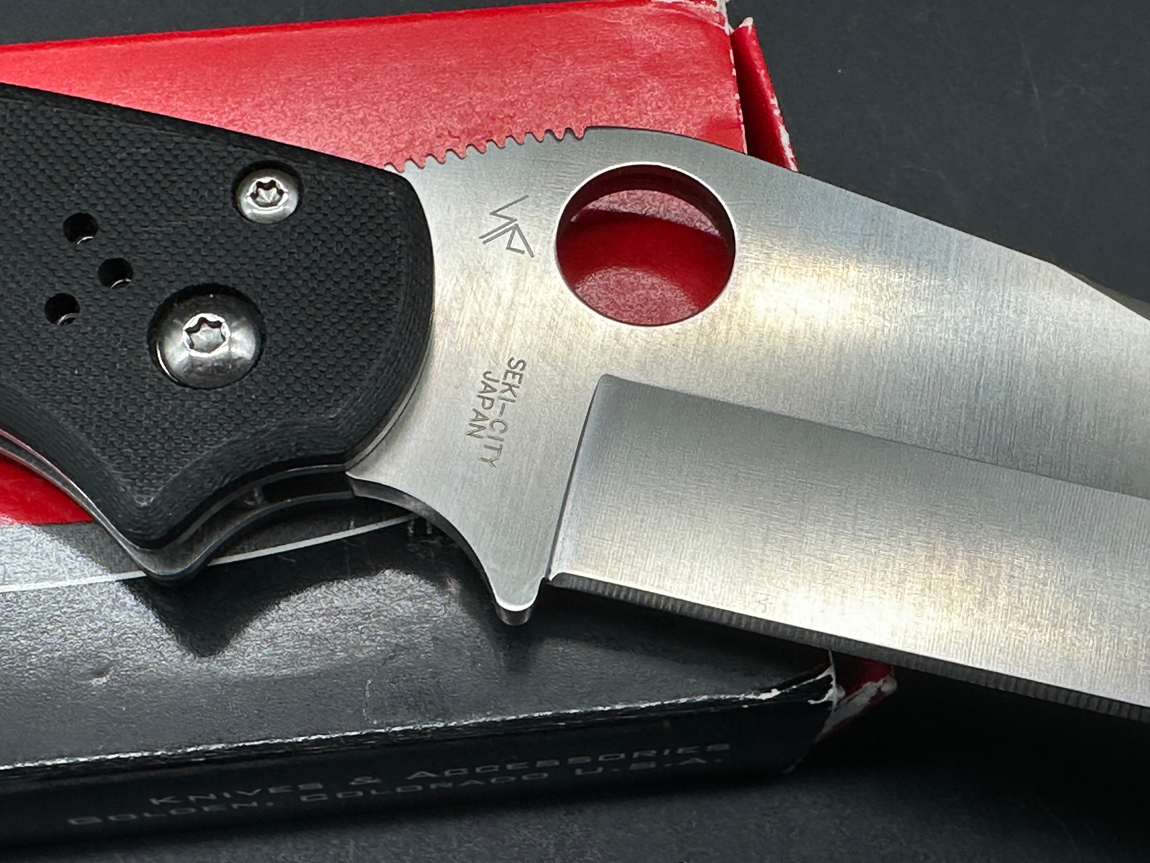 Spyderco Tatanka PowerLock Folding Knife - Black G-10 Handle, 5.06