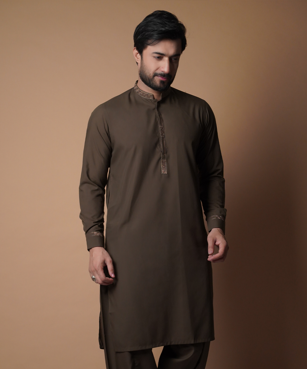 Stylish Dark Brown Shalwar Kameez for Men - Traditional Pakistani Outfit for Weddings & Festivals - Perfect for Eid Celebrations & Cultural Events