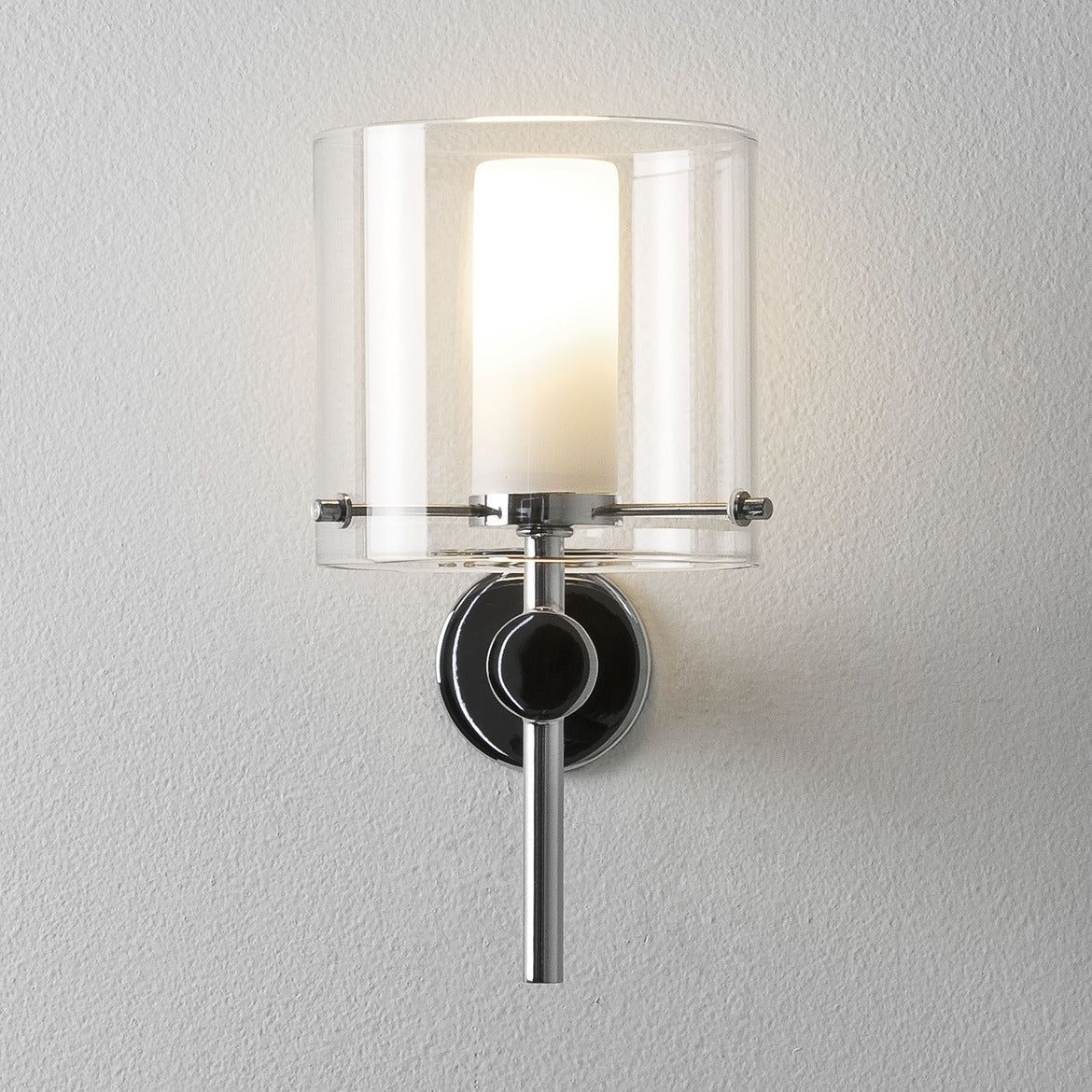 Arezzo Bathroom Wall Light IP44 Waterproof - Polished Chrome Finish for Modern Home & Hotel Decor