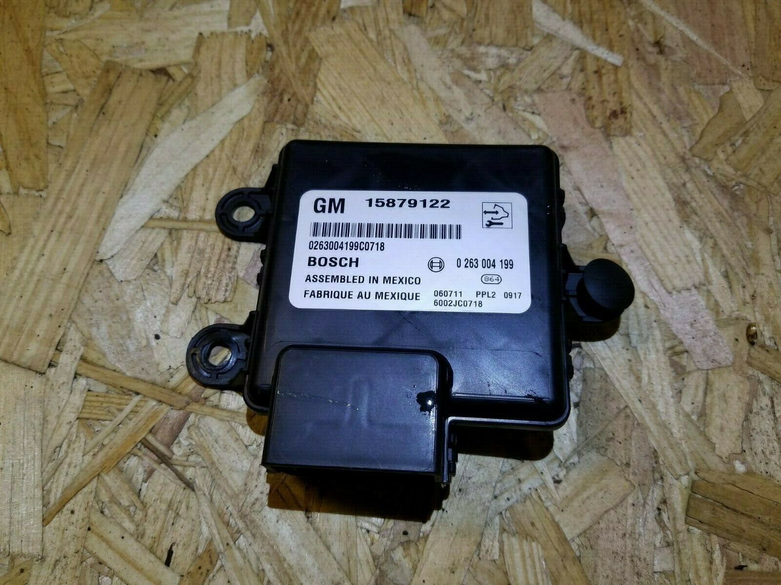 2005-2009 Cadillac SRX Rear Parking Sensor Control Module 15829632 - OEM Replacement Part for Easy Parking Assistance