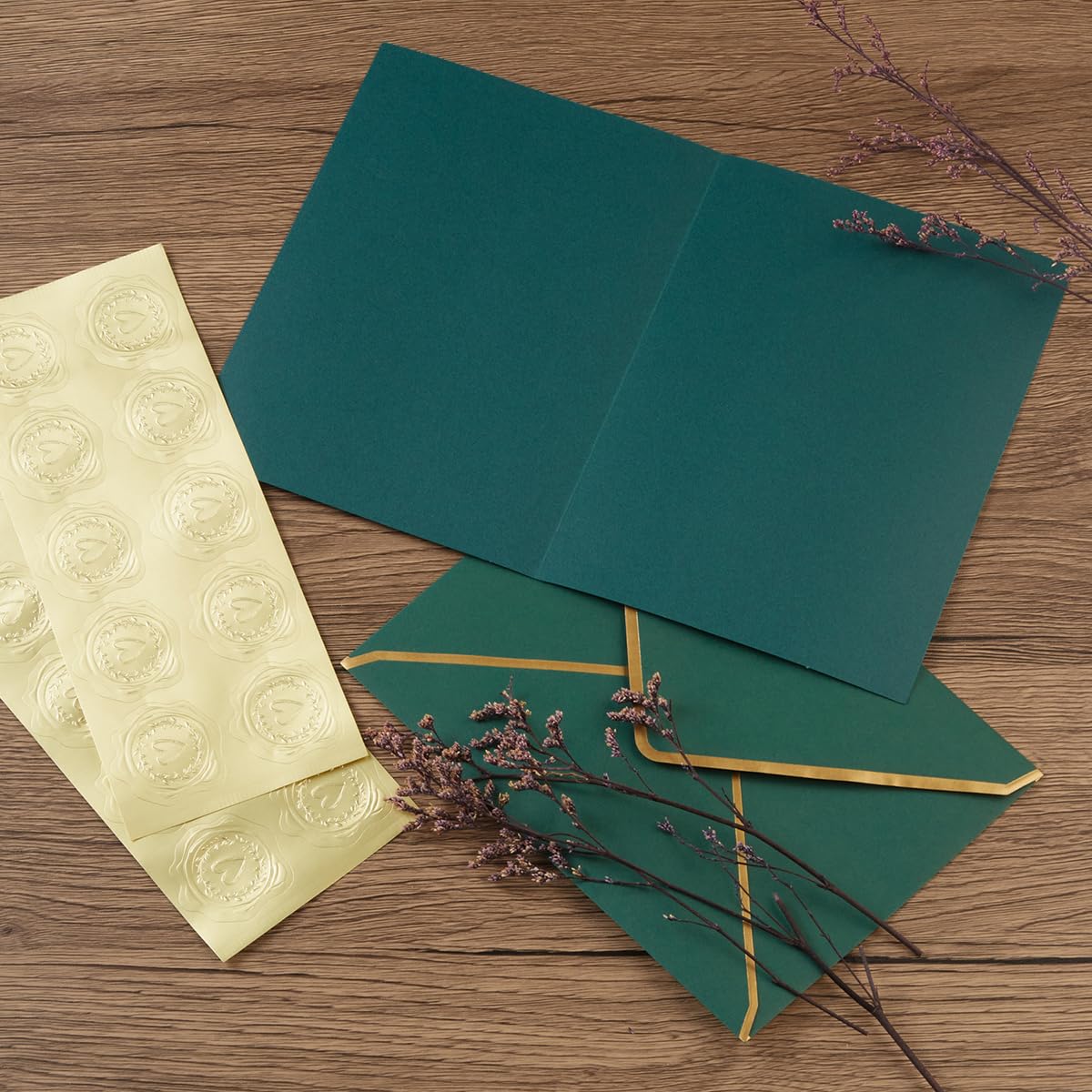 300 Pieces Gold Foil Stickers - Embossed Heart & Garland Design for Wedding Invitations, Christmas Cards, Envelopes - Perfect for DIY Scrapbooking, Gift Wrapping & Party Decorations (Love Theme)