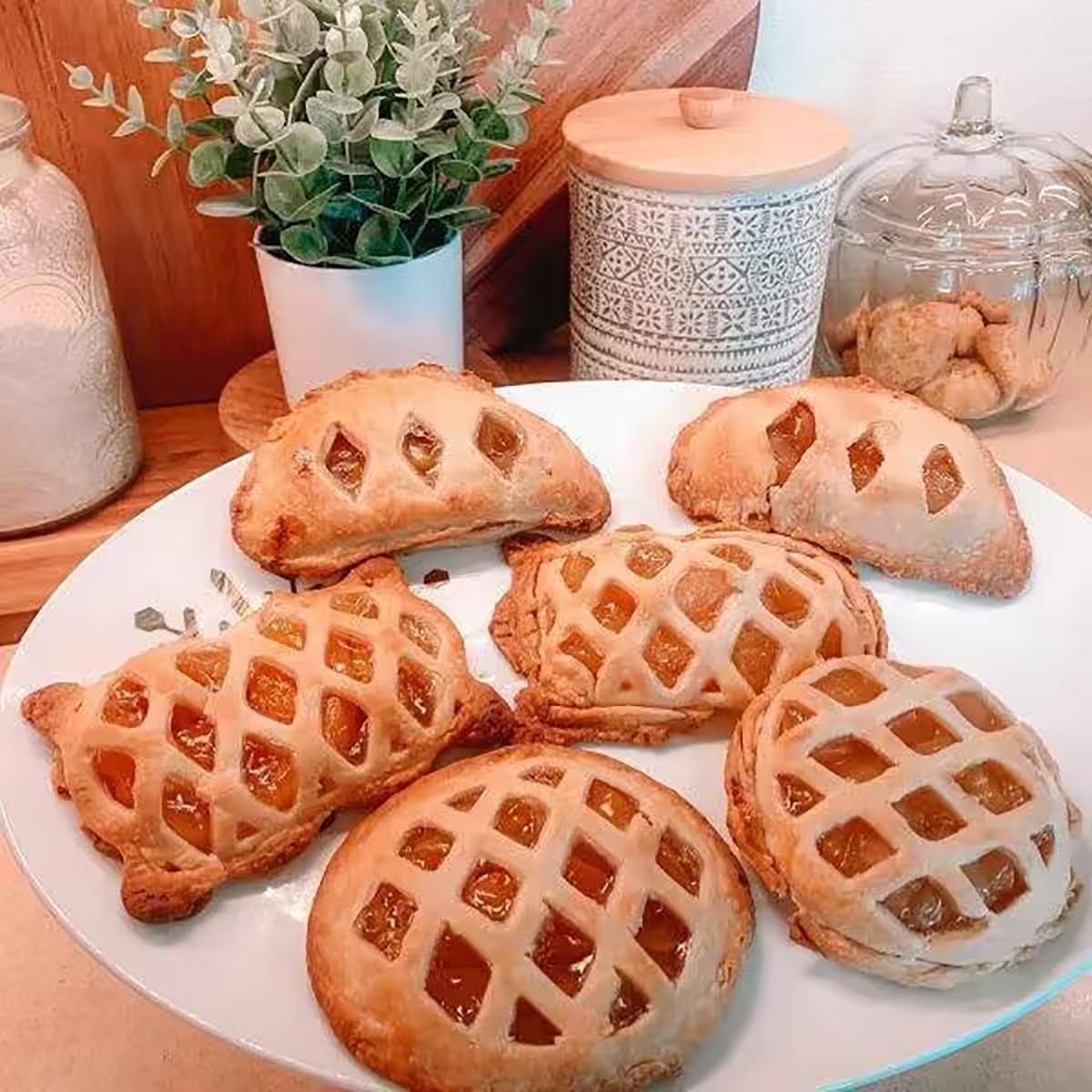 3-Piece Dough Presser Pocket Pie Molds Set - Round, Apple, Pumpkin & Acorn Shapes for Hand Pies - Perfect for Party Potlucks, Holiday Baking & Homemade Snacks