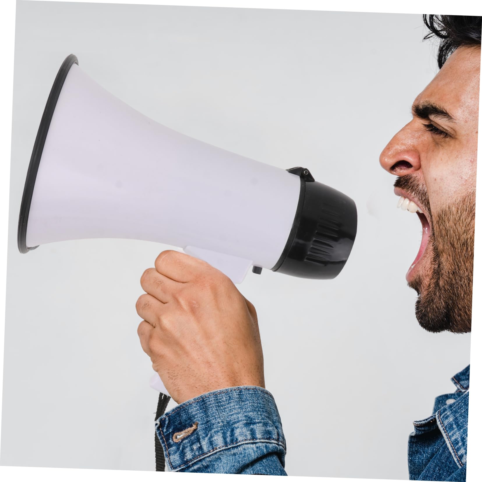 Gogogmee 1PC Wireless Microphone Speaker - Portable Mini Megaphone with Rechargeable Battery, Bullhorn & Air Horn Function - White | Perfect for Outdoor Events, Sports Games & Emergency Situations
