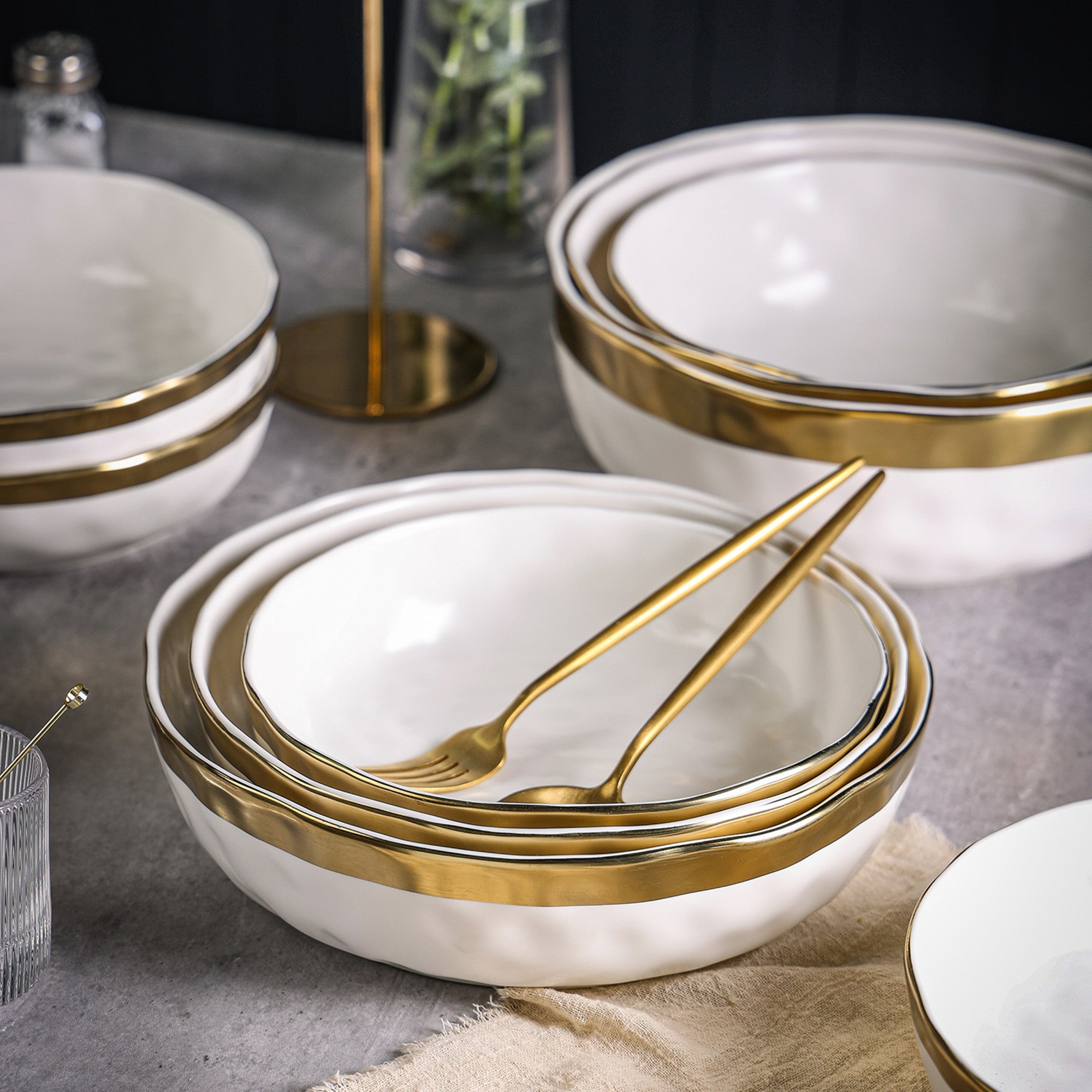 Florian Porcelain Dinner Bowl Set - 6-Piece White Ceramic Bowls for Soup, Salad & Dessert - Elegant Tableware for Home Dining & Entertaining