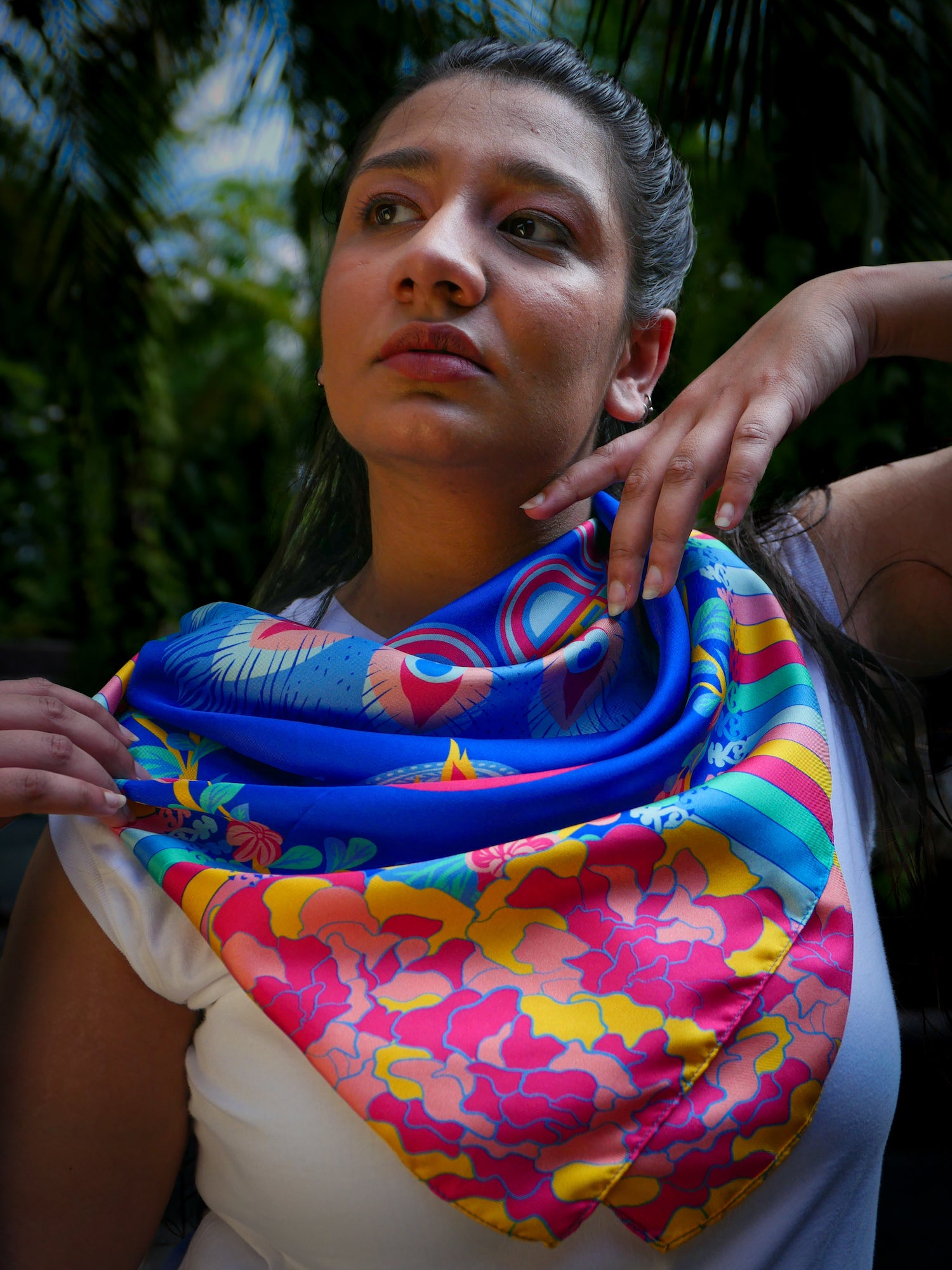 Premium Silk Scarf from Splendid Little India - Elegant Women's Fashion Accessory for Parties, Weddings & Special Occasions