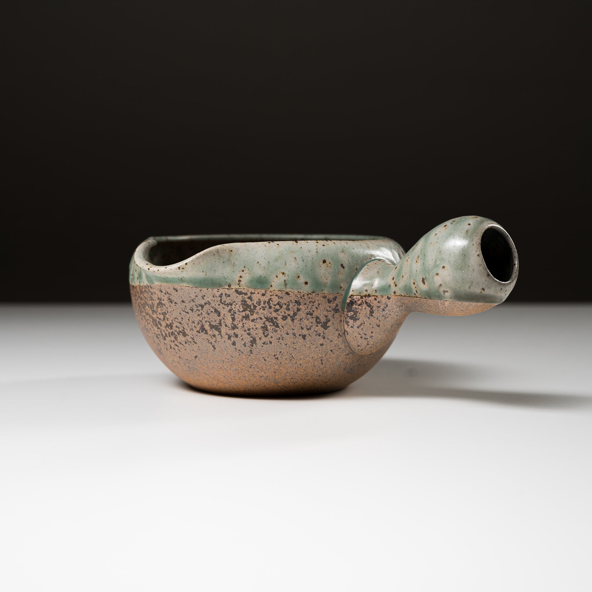 Premium Tokoname Yuzamashi Matcha Bowl with Spout - Handcrafted Japanese Wabi-Sabi Tea Ceremony Set - Perfect for Traditional Matcha Preparation & Zen Tea Rituals