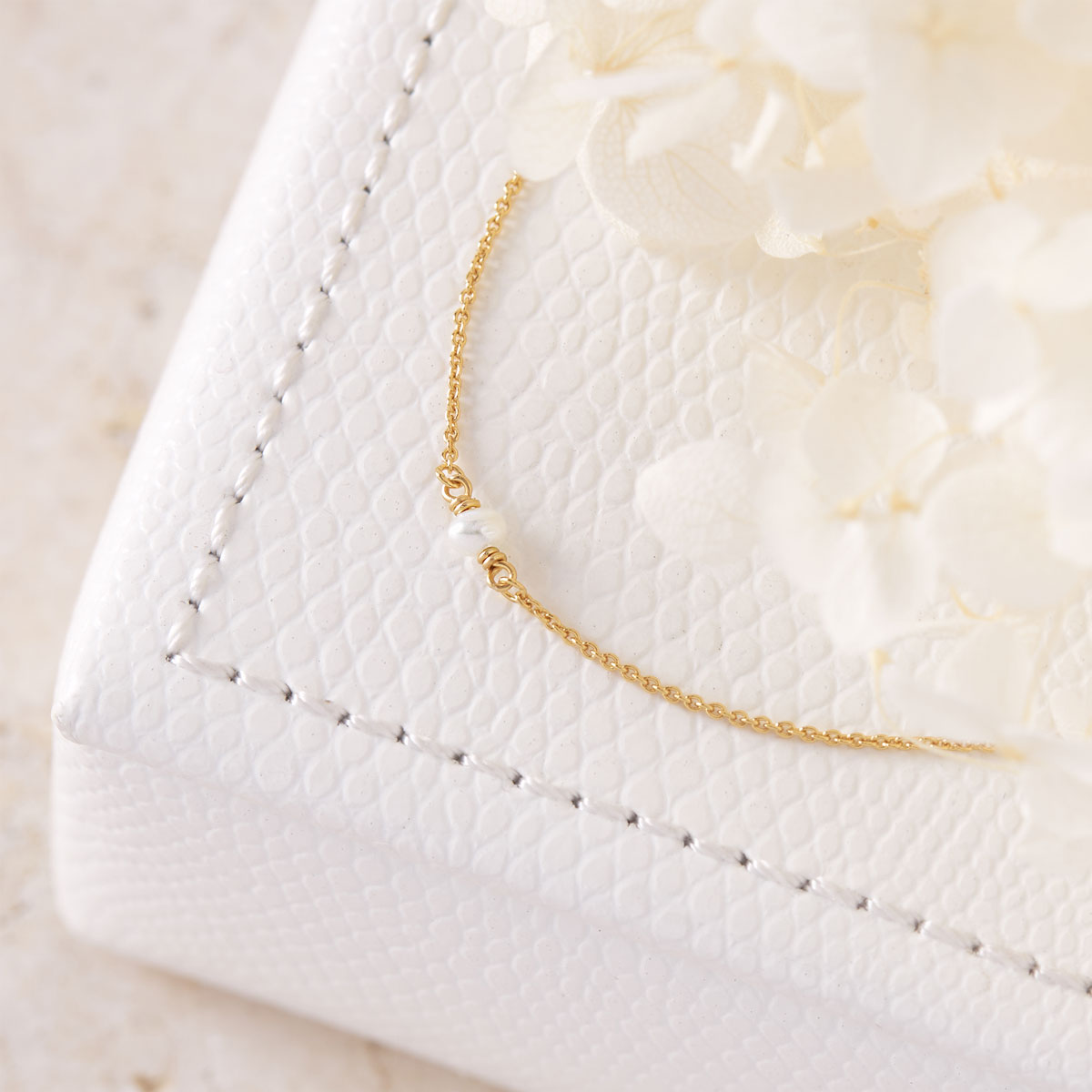 Elegant Gold Pearl Choker Necklace for Women - Perfect for Weddings, Parties & Special Occasions